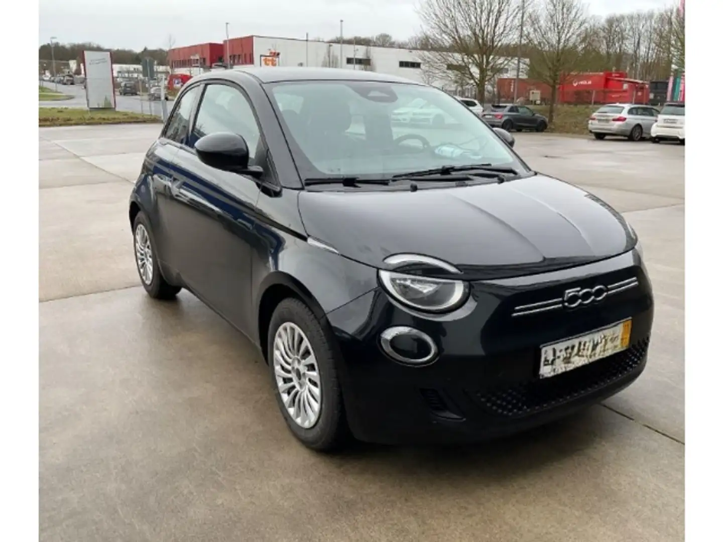 Fiat 500e Action Automatik Radio & Winter-Paket Schwarz - 2