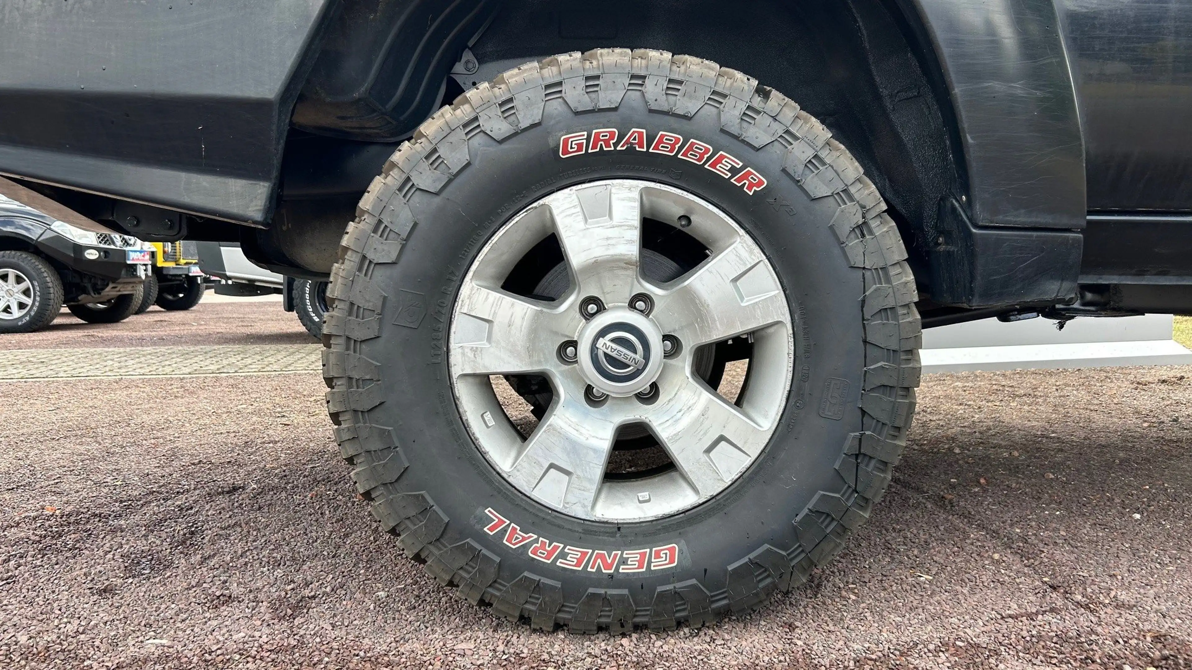 Nissan Patrol — photo 7