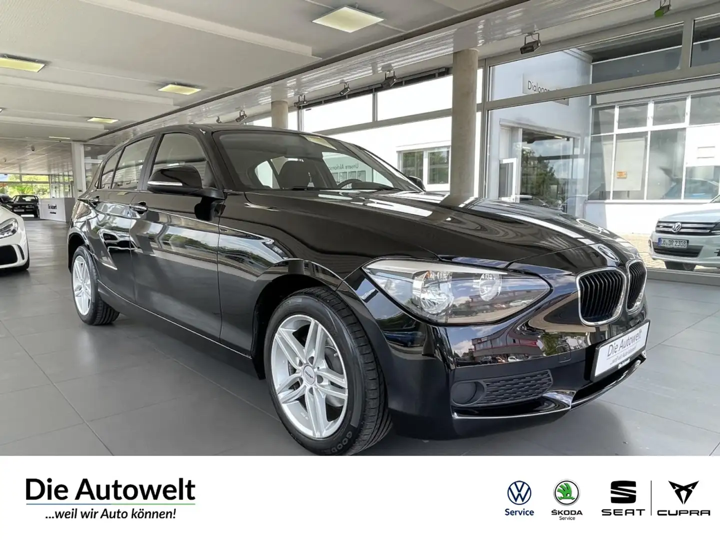 BMW 116 i 5-Türer KLIMA PDC ZV CD ISOFIX FHEL Schwarz - 1