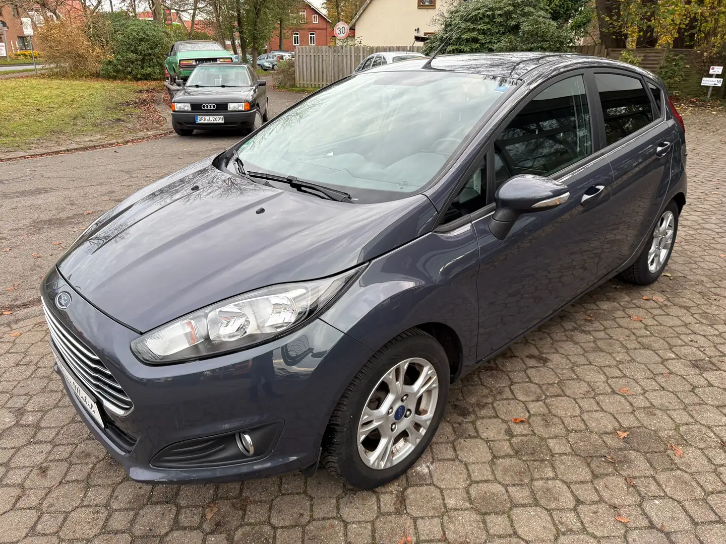 Ford Fiesta 1.0 EcoBoost Trend *Automatik*Scheckheft*AHK*SHZ* Grigio - 2