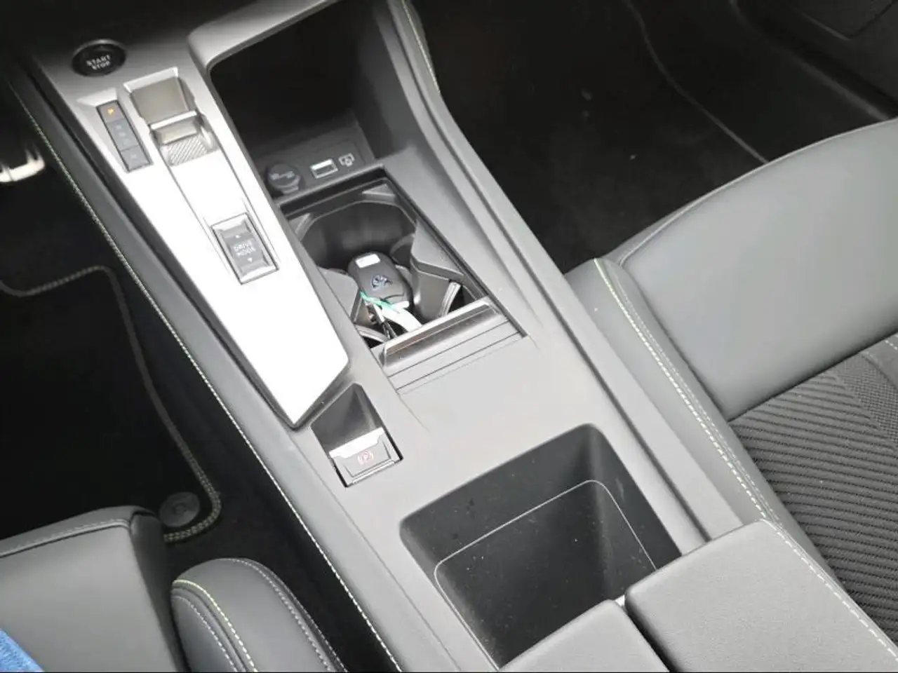 Peugeot 408 GT Exclusive Mild-Hybrid CARE GARANTIE tot 2034, миниатюра 23