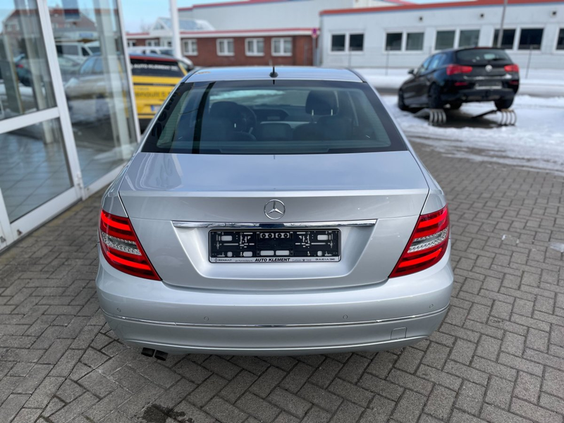Mercedes-Benz C 180 CGI Avantgarde Automatik, Sitzheizung, Glasschiebe — photo 8