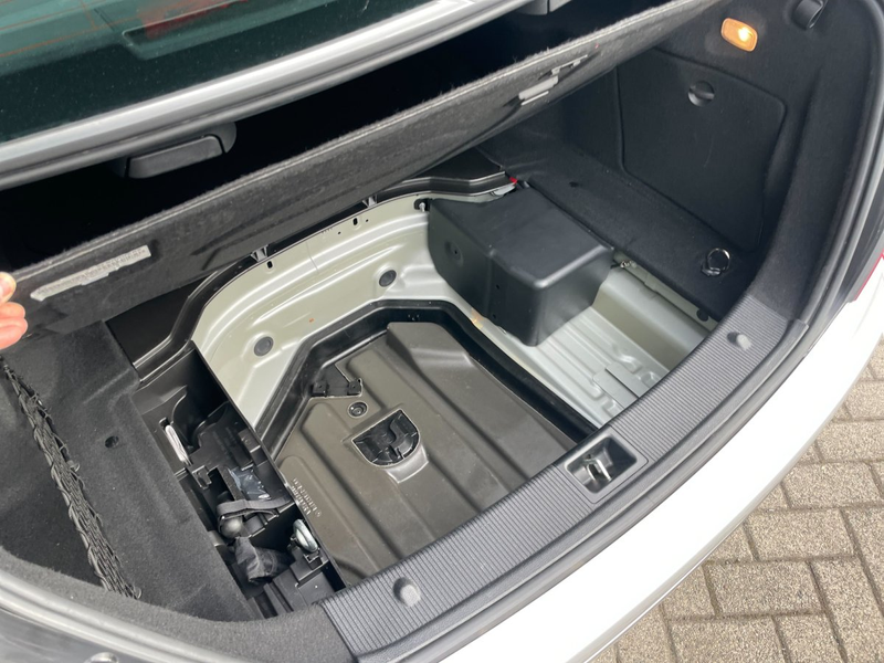 Mercedes-Benz C 180 CGI Avantgarde Automatik, Sitzheizung, Glasschiebe — photo 11