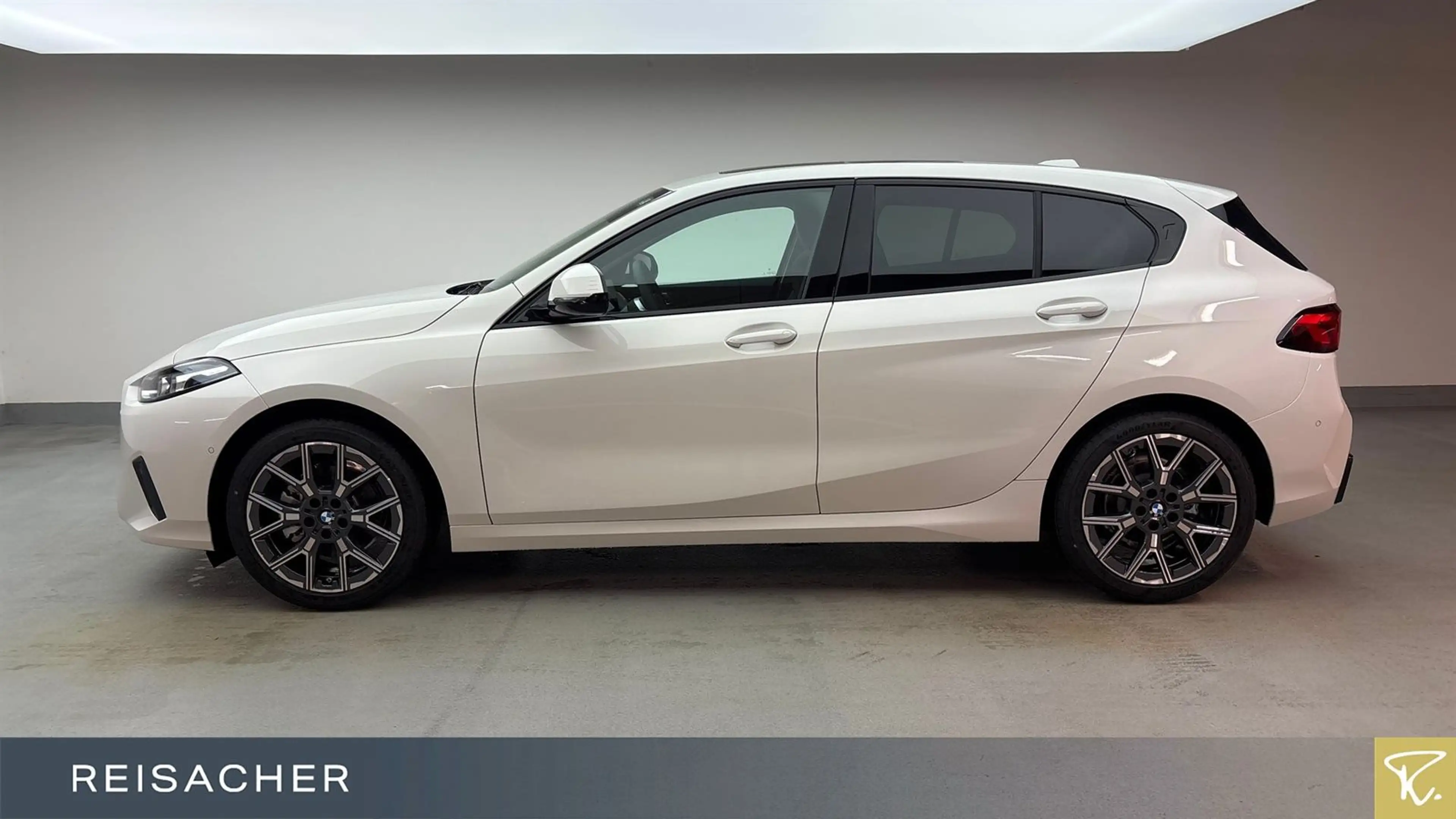 BMW 120 Autom. Parksystem Elektr. Sitzeinstellung — photo 9