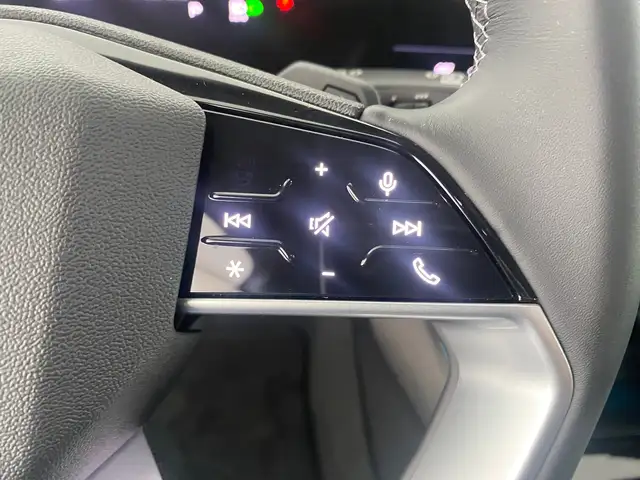 Audi A6 view 15