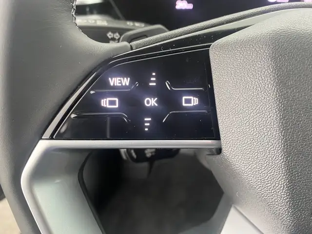 Audi A6 view 14