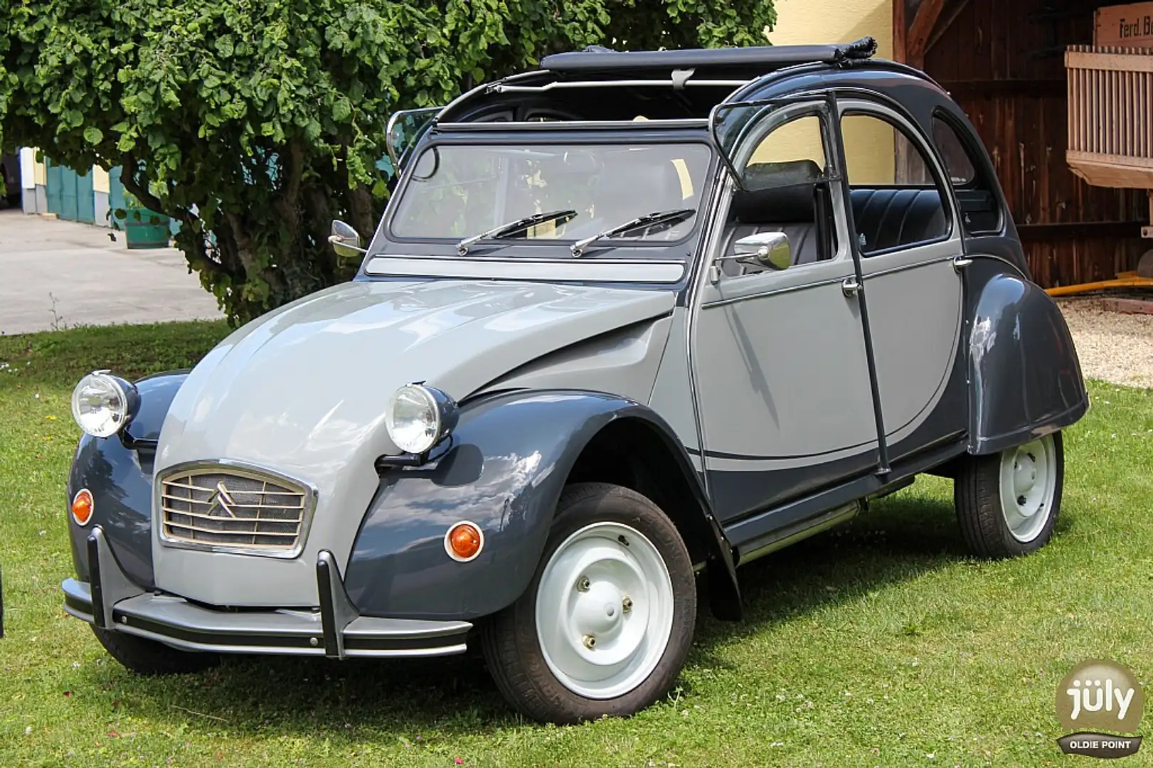 Citroen 2CV 6 Club- frisch restaurierter Klassiker im Charl... Grijs - 2