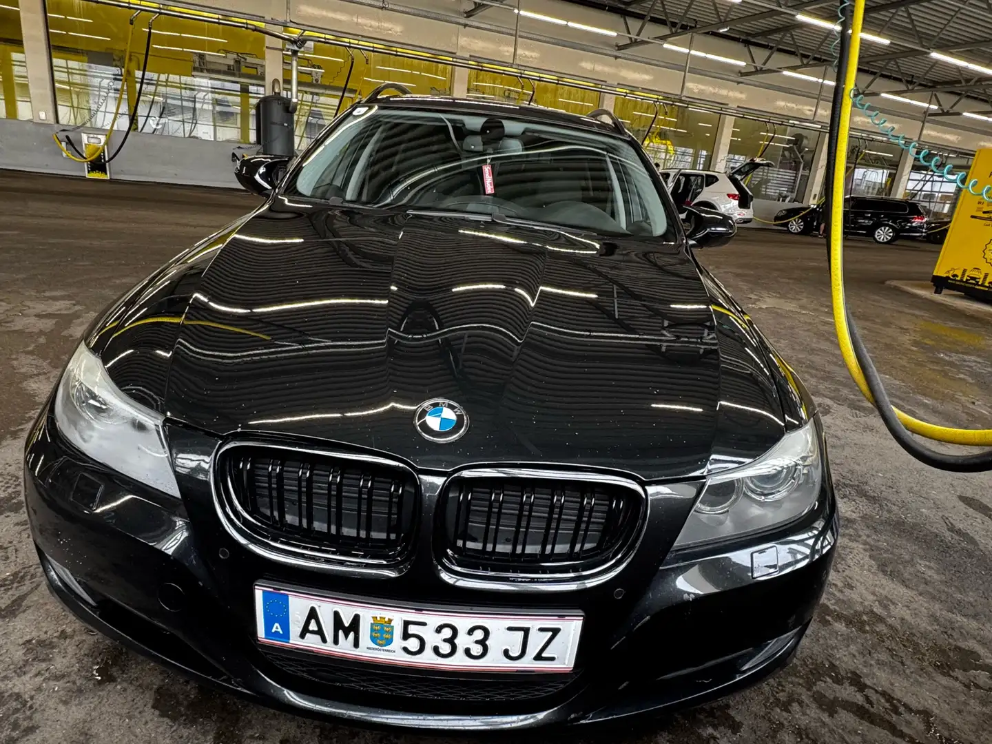 BMW 320 320d Touring Österreich-Paket - 1