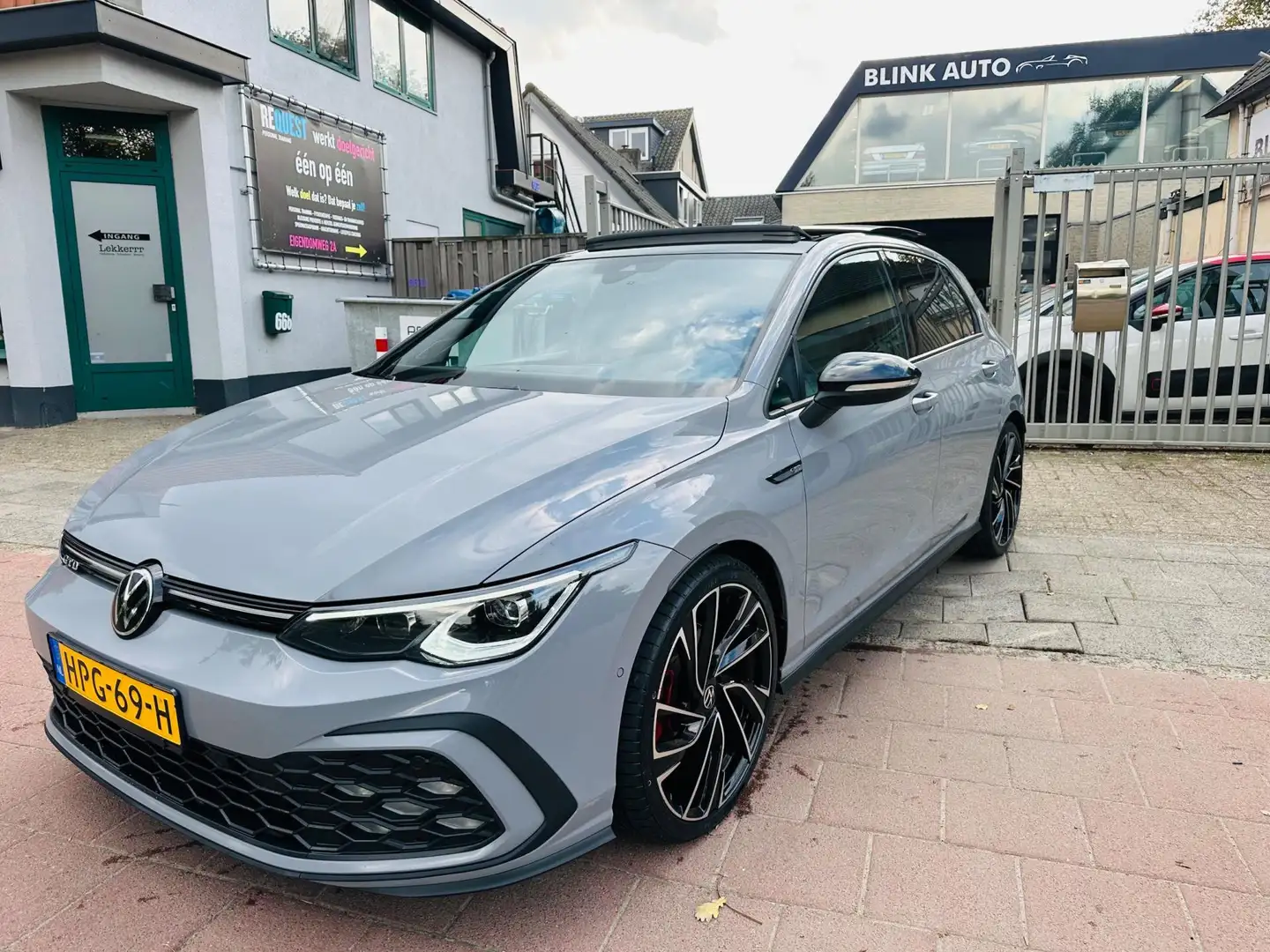 Volkswagen Golf GTD 2.0 TDI Panormadak Garantie Sport&Sound Camera Grijs - 1