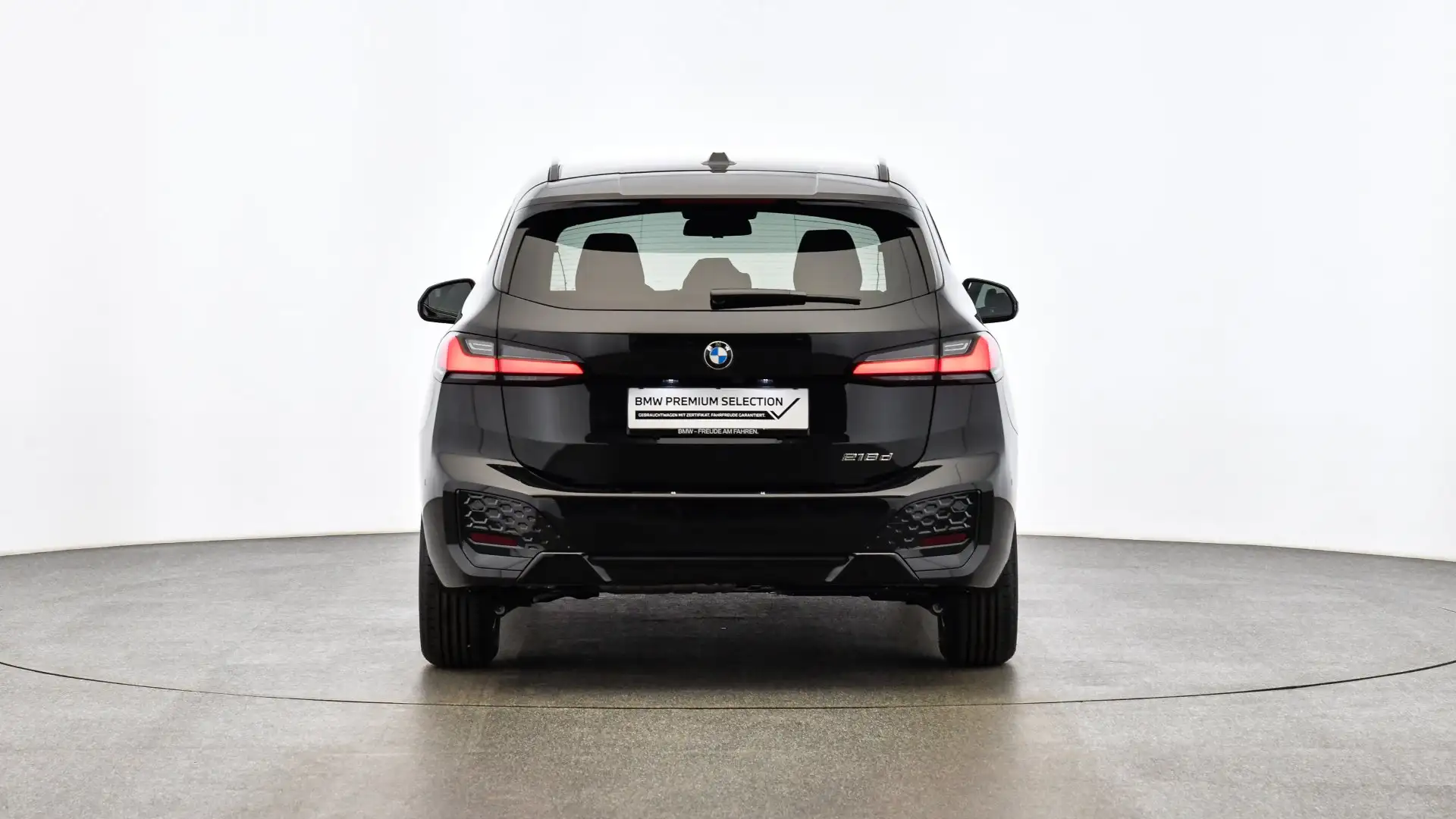 BMW 218 d Schwarz - 2