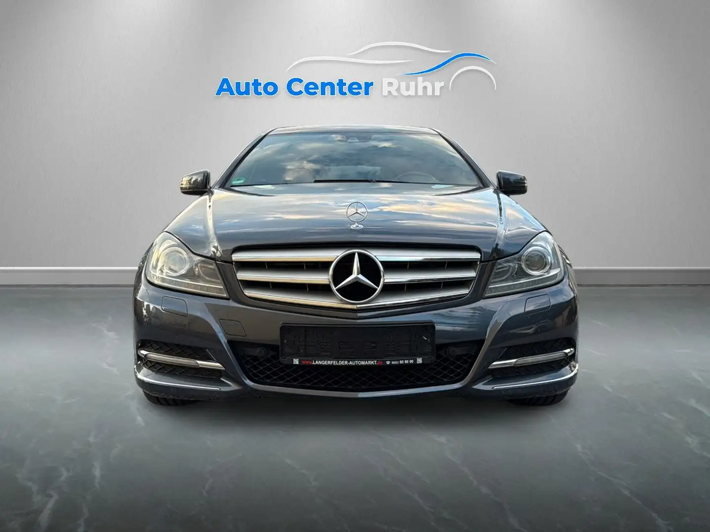 Mercedes-Benz C 180 C-Klasse 180 CGI Coupe BlueEfficiency*Bi-Xenon* Grau - 2