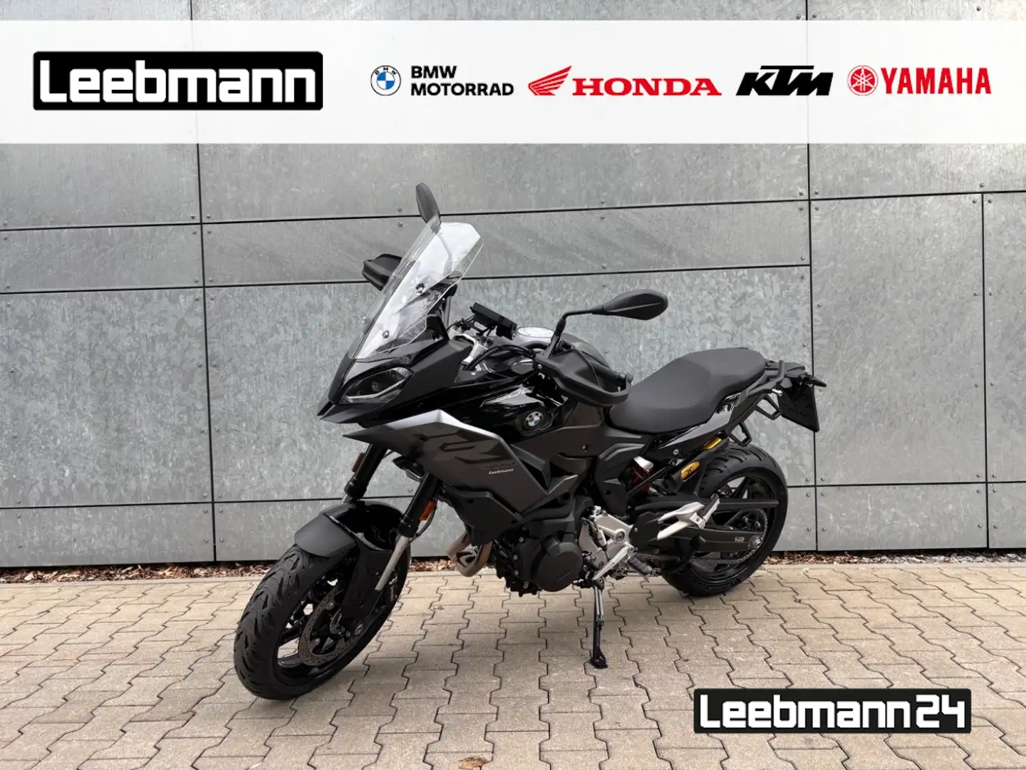 BMW F 900 XR Triple Black Černá - 1