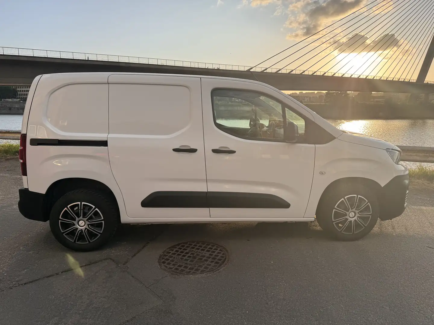 Peugeot Partner 1.5 BlueHDi L1 H1 Heavy Premium - 2