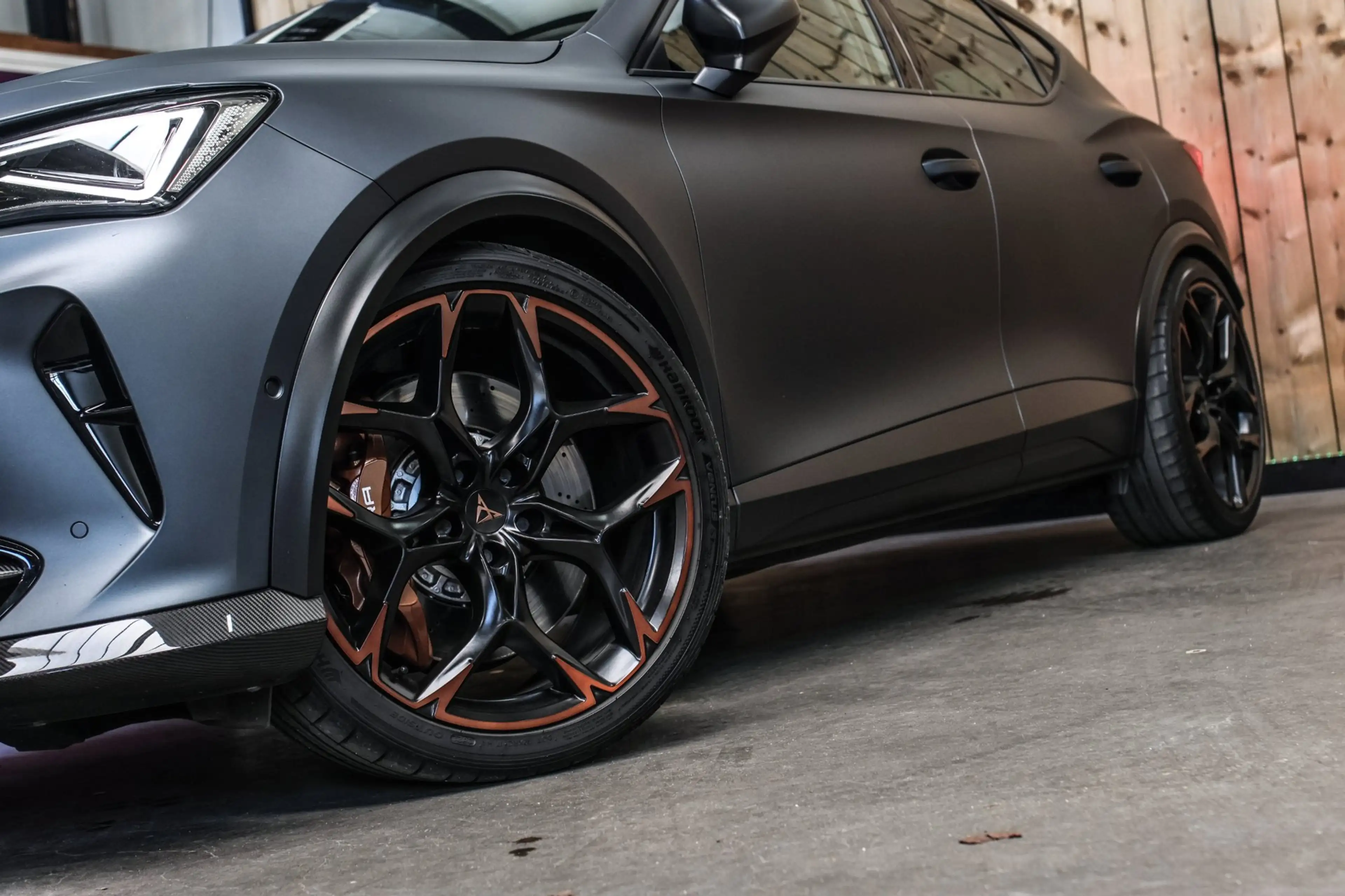 CUPRA Formentor VZ5 2.5 TSI *Schaalstoelen*Carbon*360 Camera*Beats*Uni — photo 25