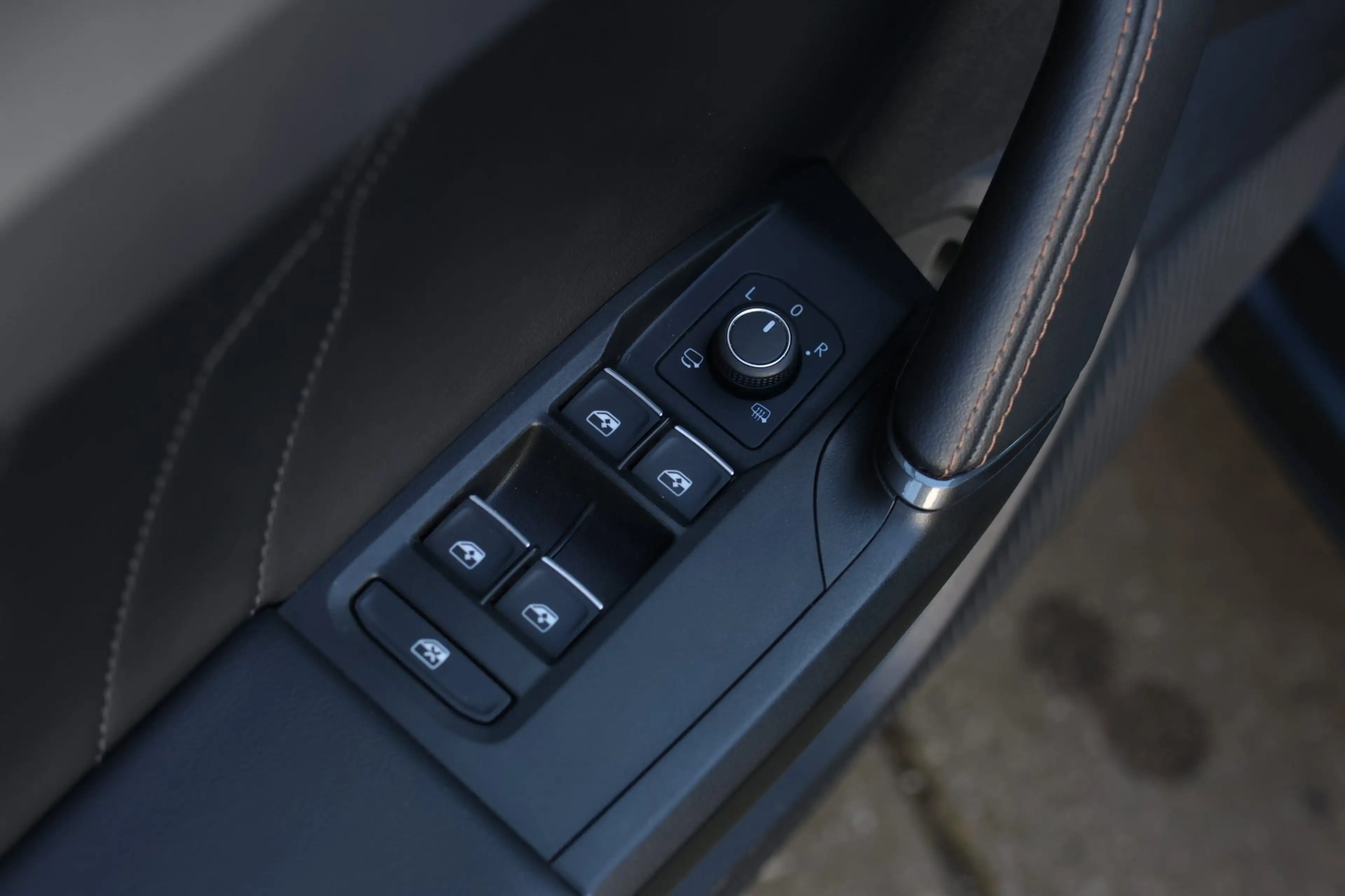 CUPRA Formentor VZ5 2.5 TSI *Schaalstoelen*Carbon*360 Camera*Beats*Uni — photo 32