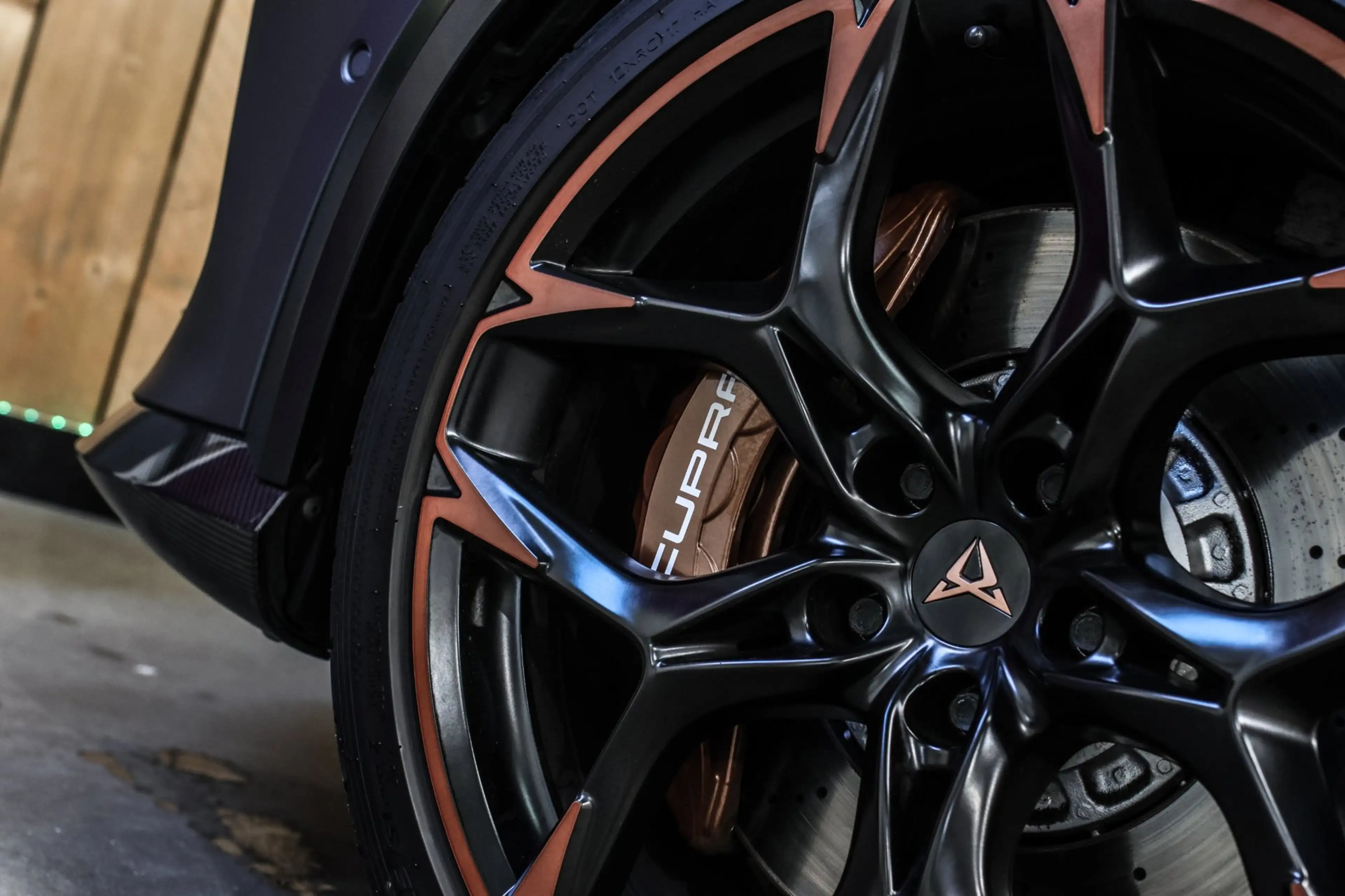 CUPRA Formentor VZ5 2.5 TSI *Schaalstoelen*Carbon*360 Camera*Beats*Uni — photo 27