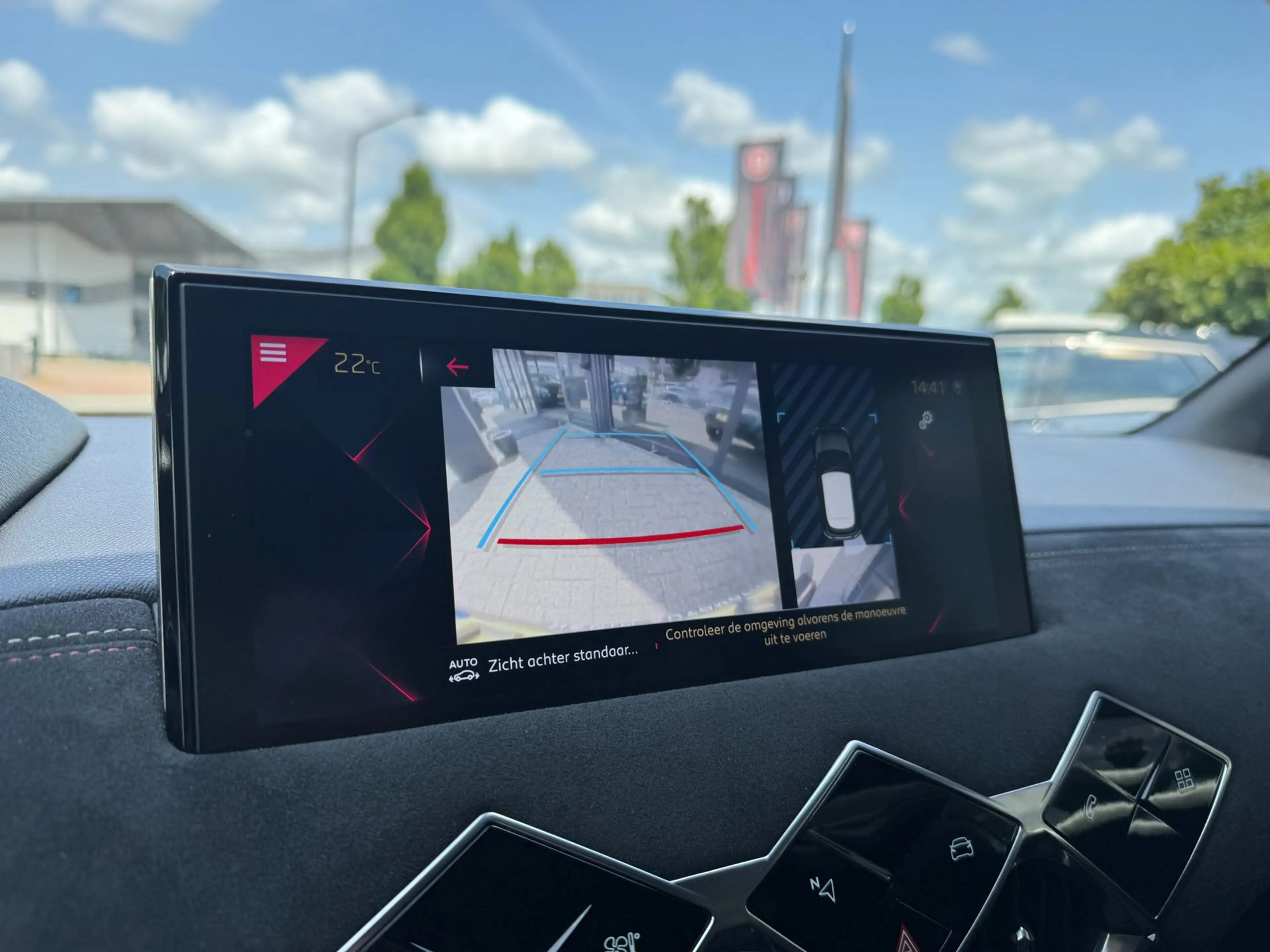 DS Automobiles DS 3 Crossback 1.2 PureTech Performance Line AUT|NAVI|Cruise! — photo 3