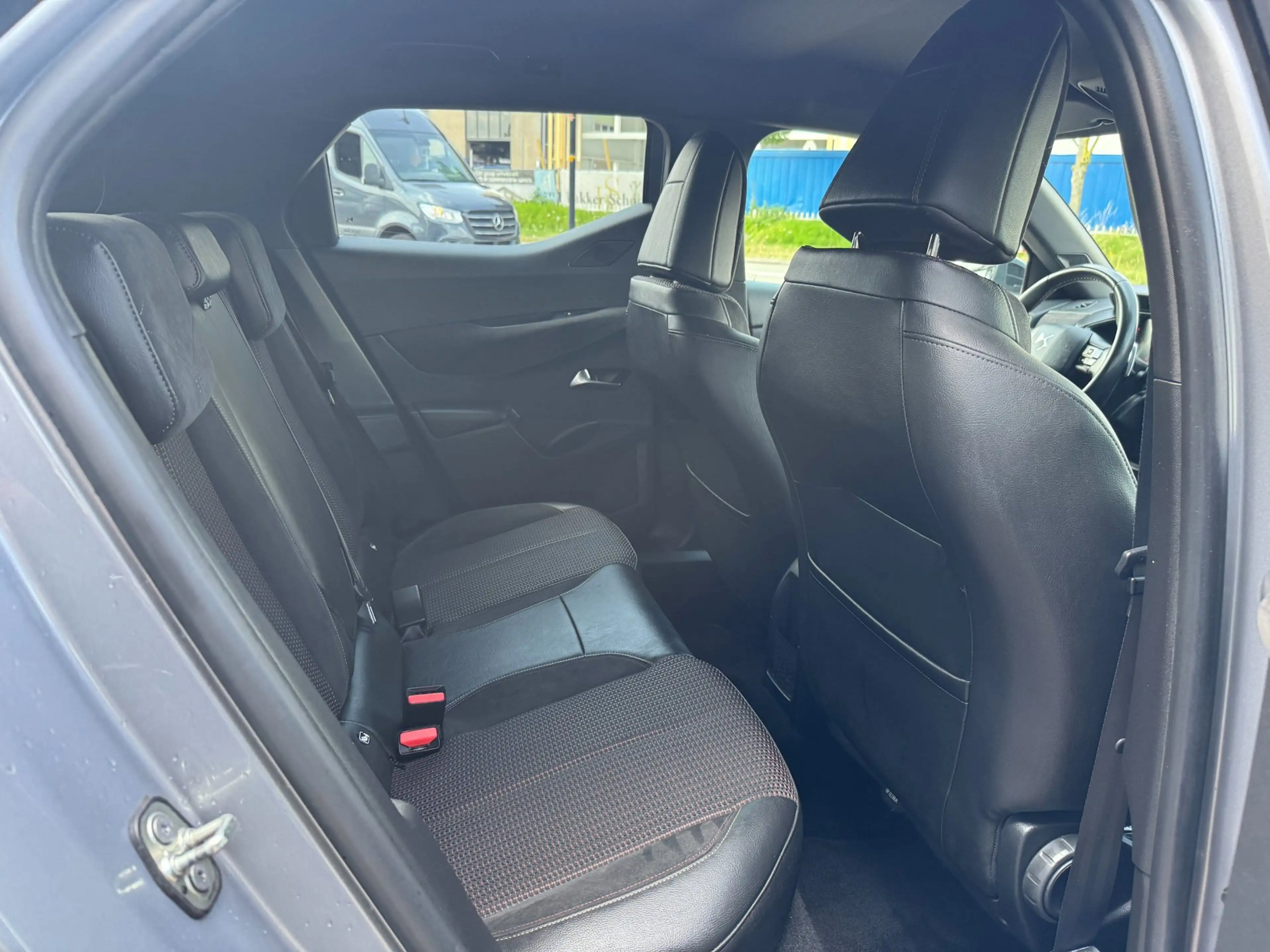 DS Automobiles DS 3 Crossback 1.2 PureTech Performance Line AUT|NAVI|Cruise! — photo 10