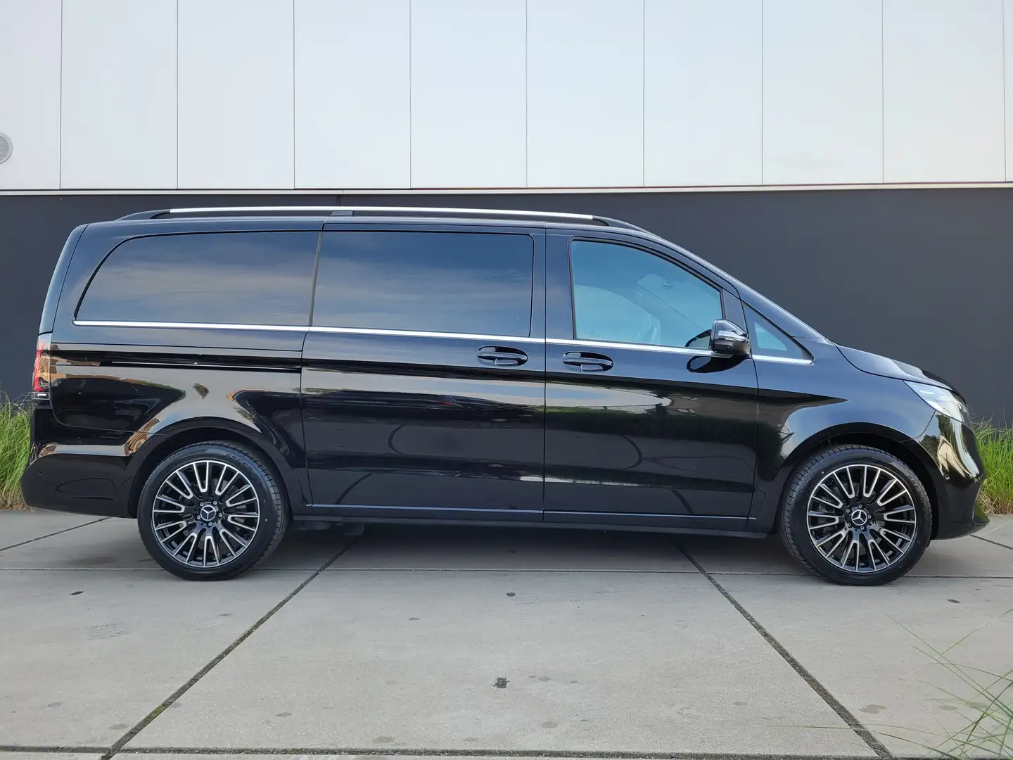 Mercedes-Benz V 300 CDI*LEDER*STANDVERWARMING*ACC*360'CAMERA*ZETELVERW Noir - 2
