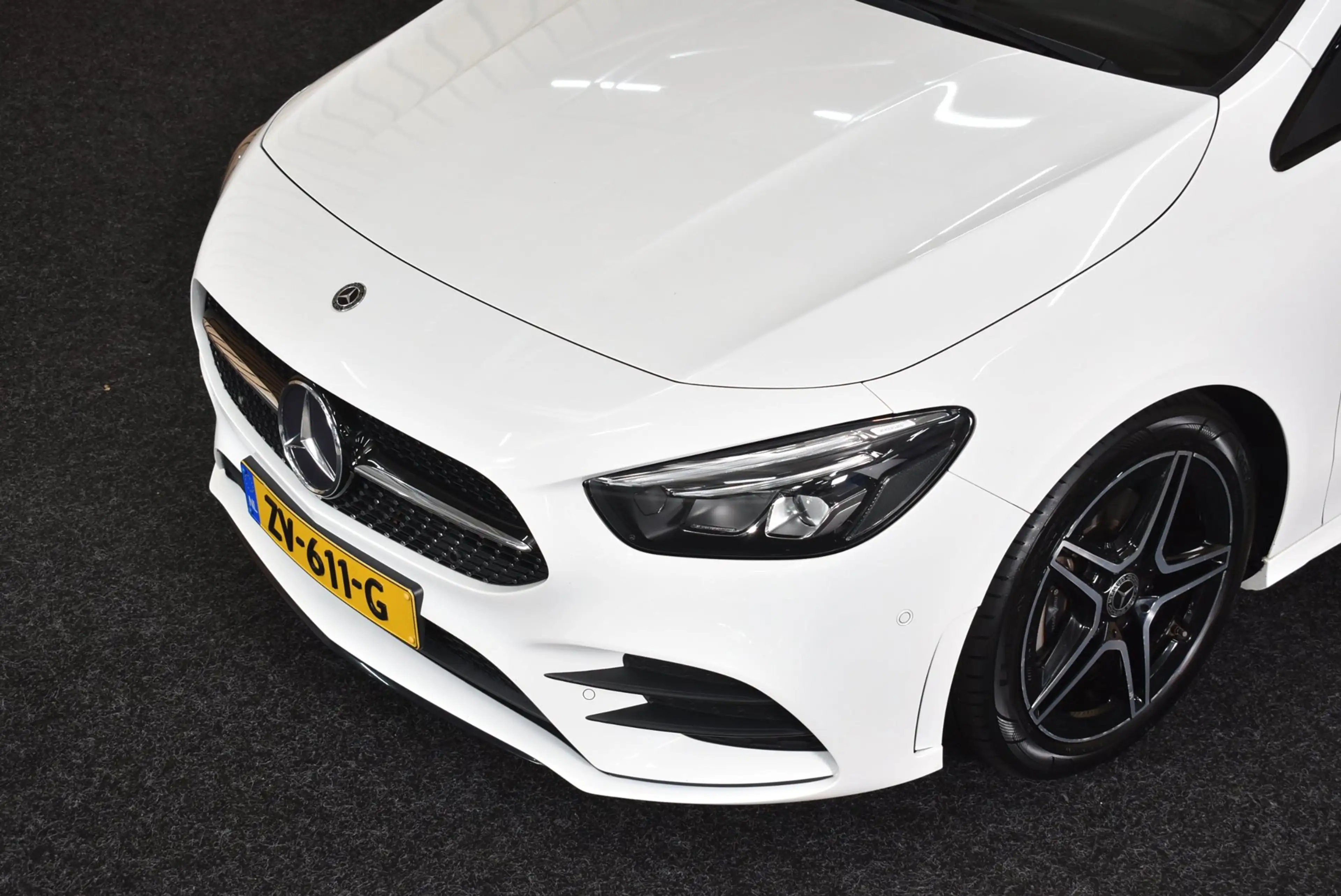 Mercedes-Benz B 180 Business Solution AMG Trekhaak Panoramadak CarPlay — photo 18