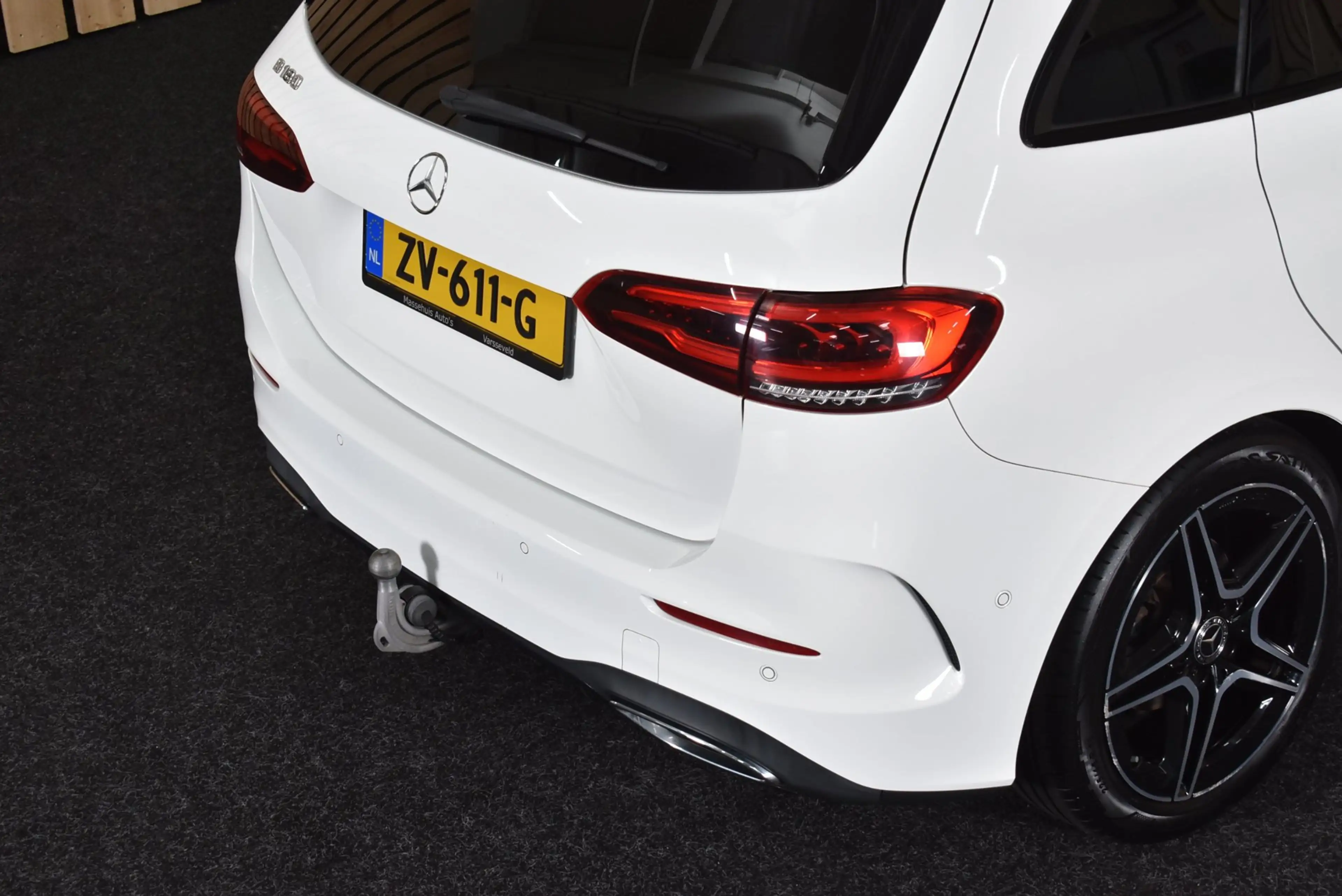 Mercedes-Benz B 180 Business Solution AMG Trekhaak Panoramadak CarPlay — photo 25