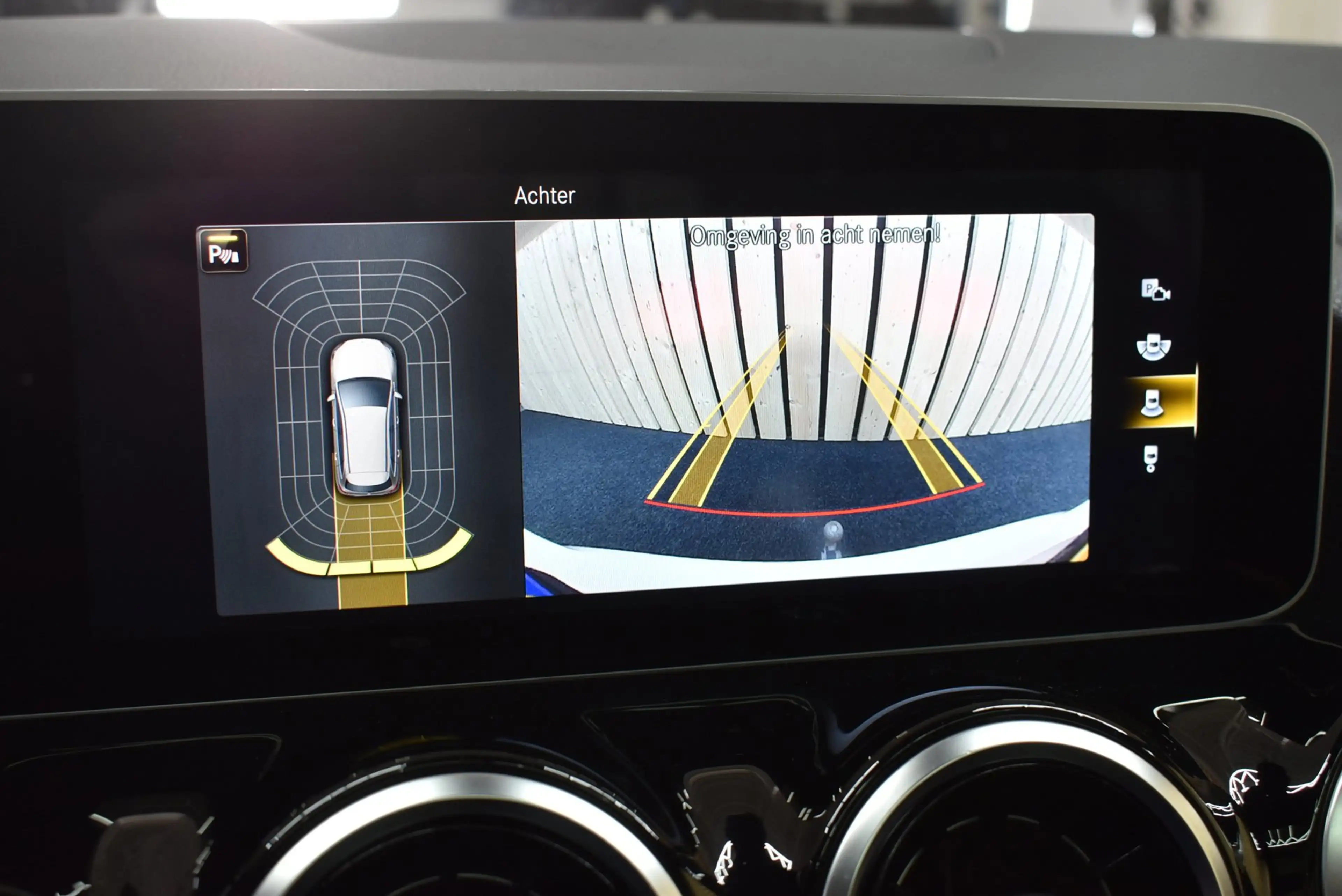 Mercedes-Benz B 180 Business Solution AMG Trekhaak Panoramadak CarPlay — photo 12