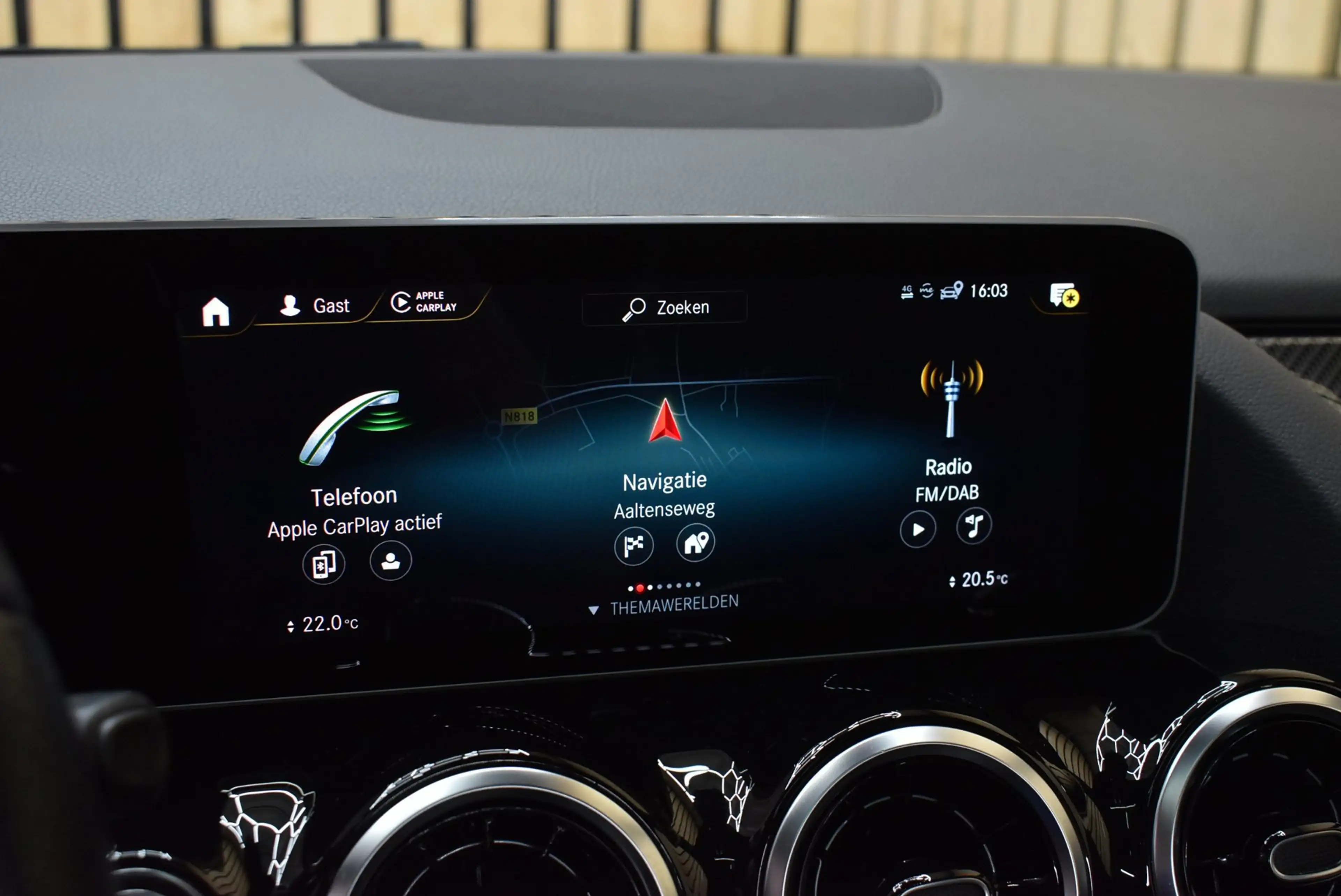 Mercedes-Benz B 180 Business Solution AMG Trekhaak Panoramadak CarPlay — photo 43