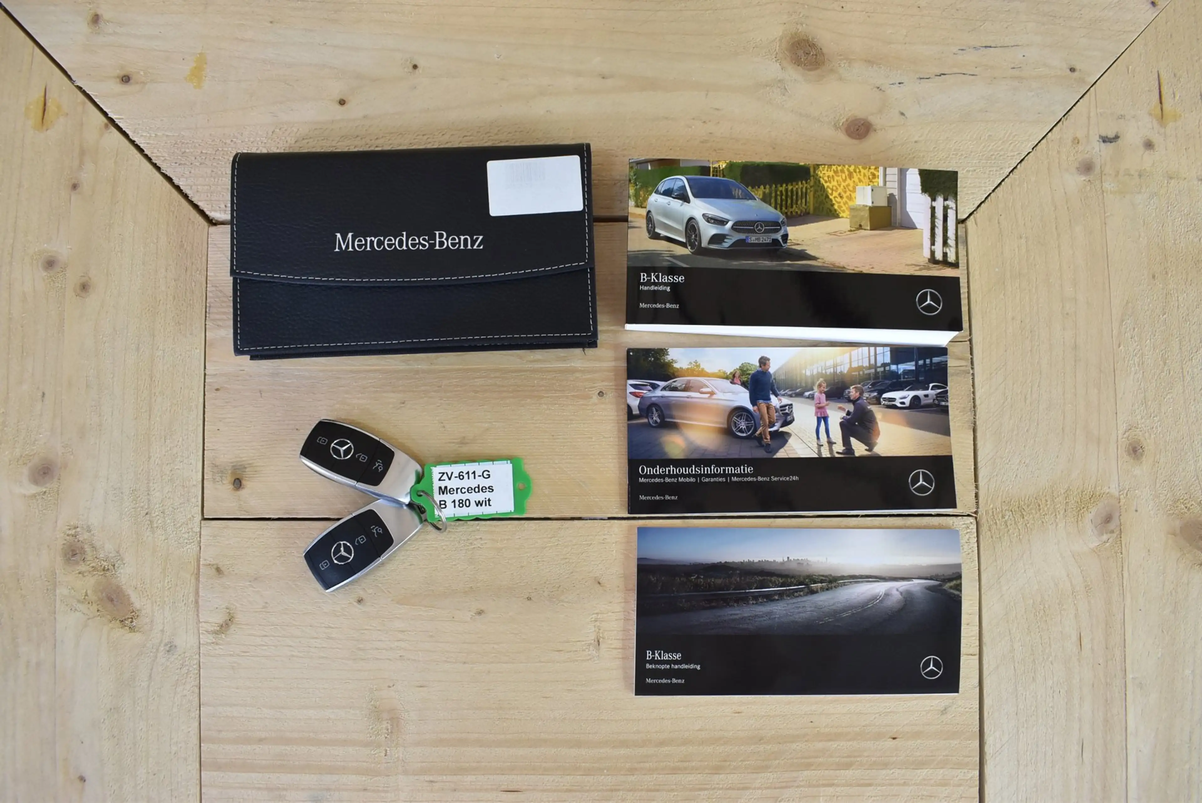 Mercedes-Benz B 180 Business Solution AMG Trekhaak Panoramadak CarPlay — photo 15