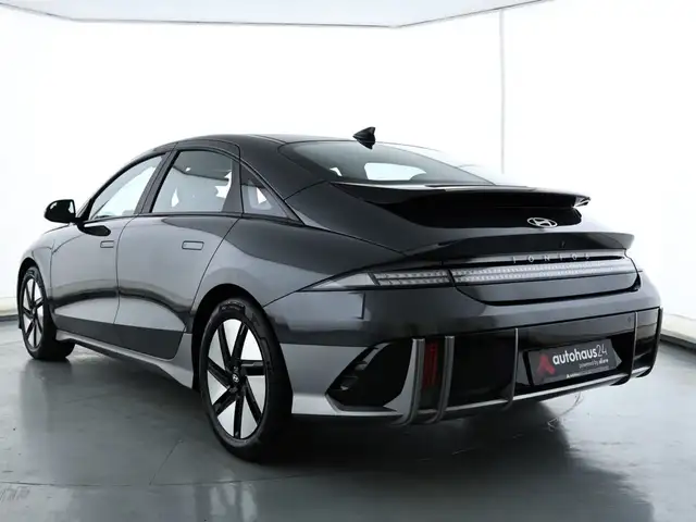 Hyundai Ioniq 6 view 4