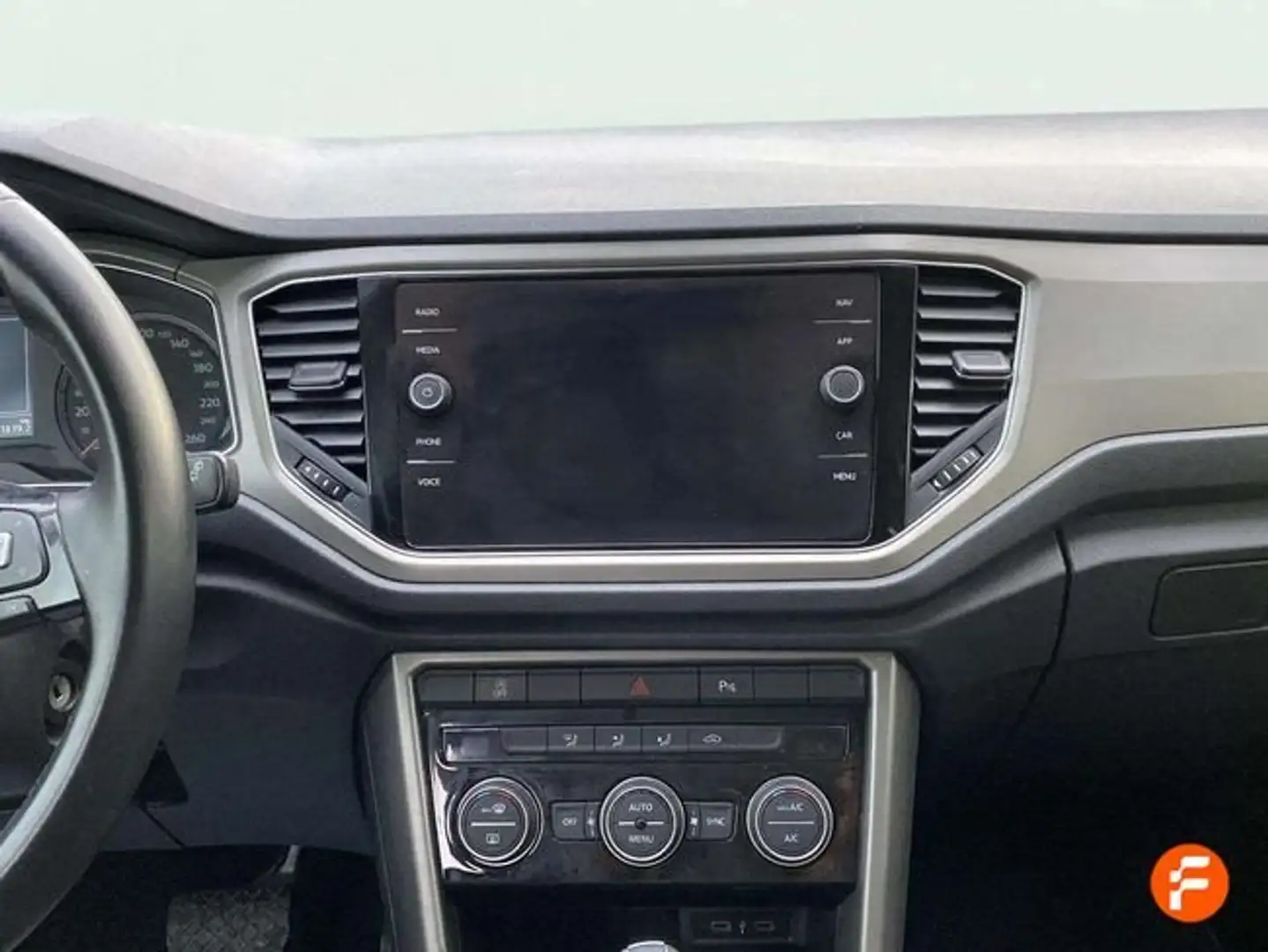 Volkswagen T-Roc 1.5 TSI Advance DSG7 Bianco - 2