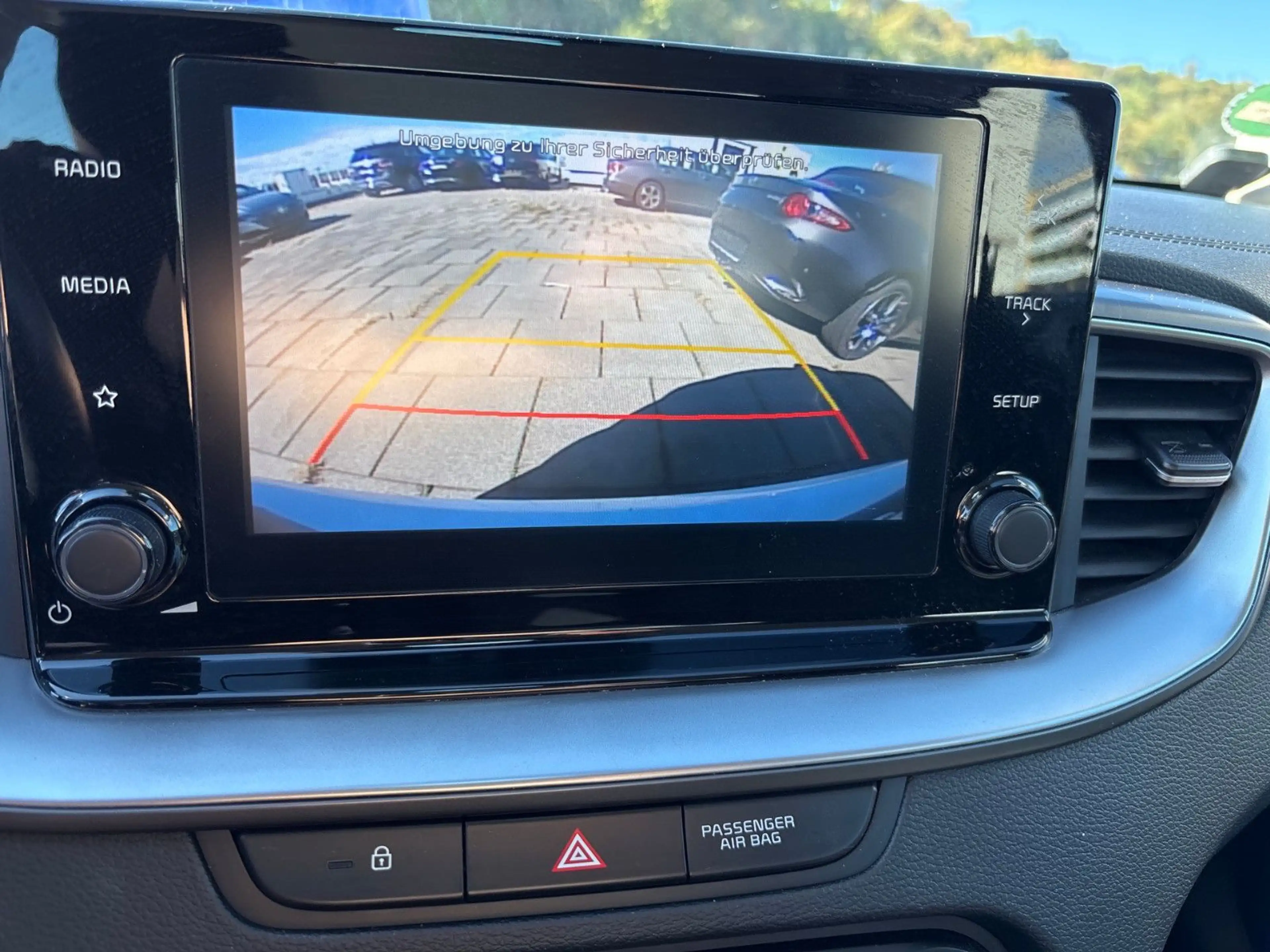 Kia Ceed / cee'd Ceed OPF Attract+DAB+CARPLAY+KAMERA+ — photo 9
