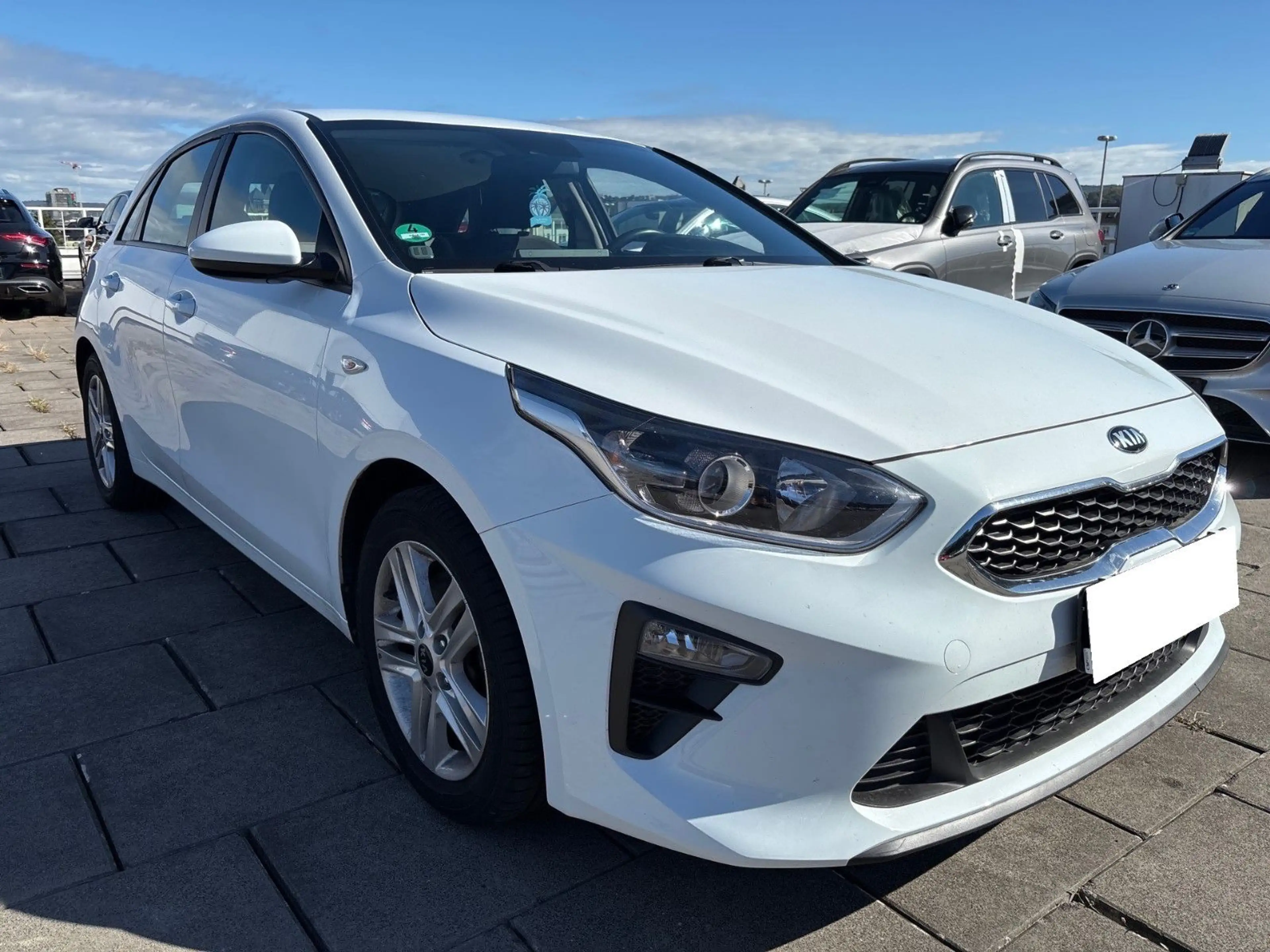 Kia Ceed / cee'd Ceed OPF Attract+DAB+CARPLAY+KAMERA+ — photo 3
