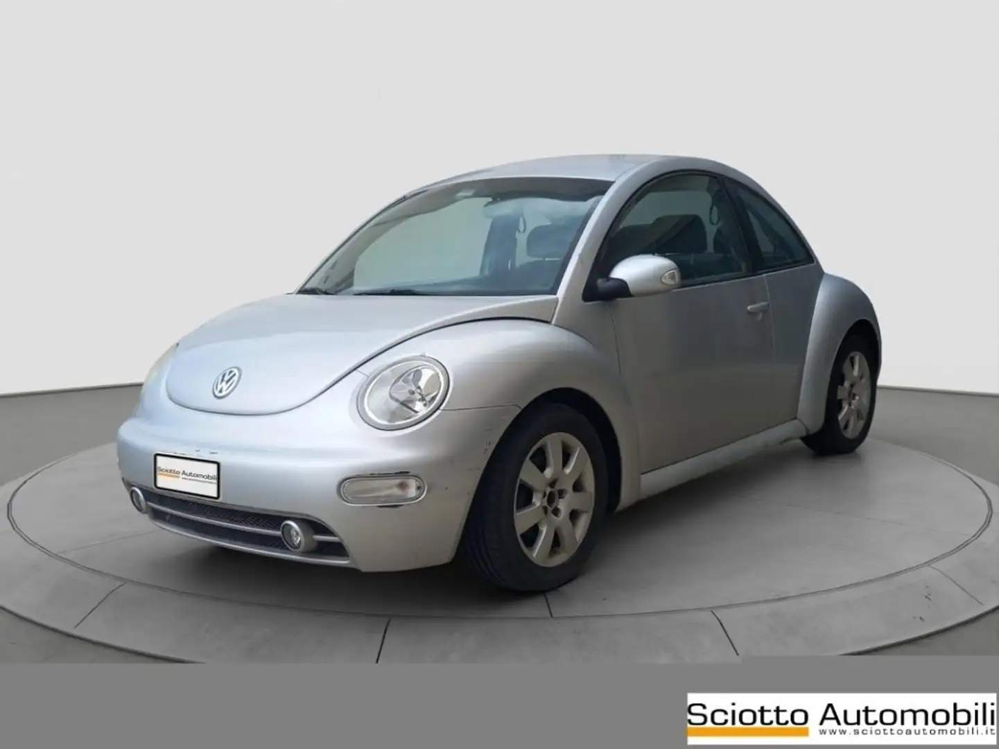Volkswagen New Beetle 1.9 TDI 101CV Gris - 2