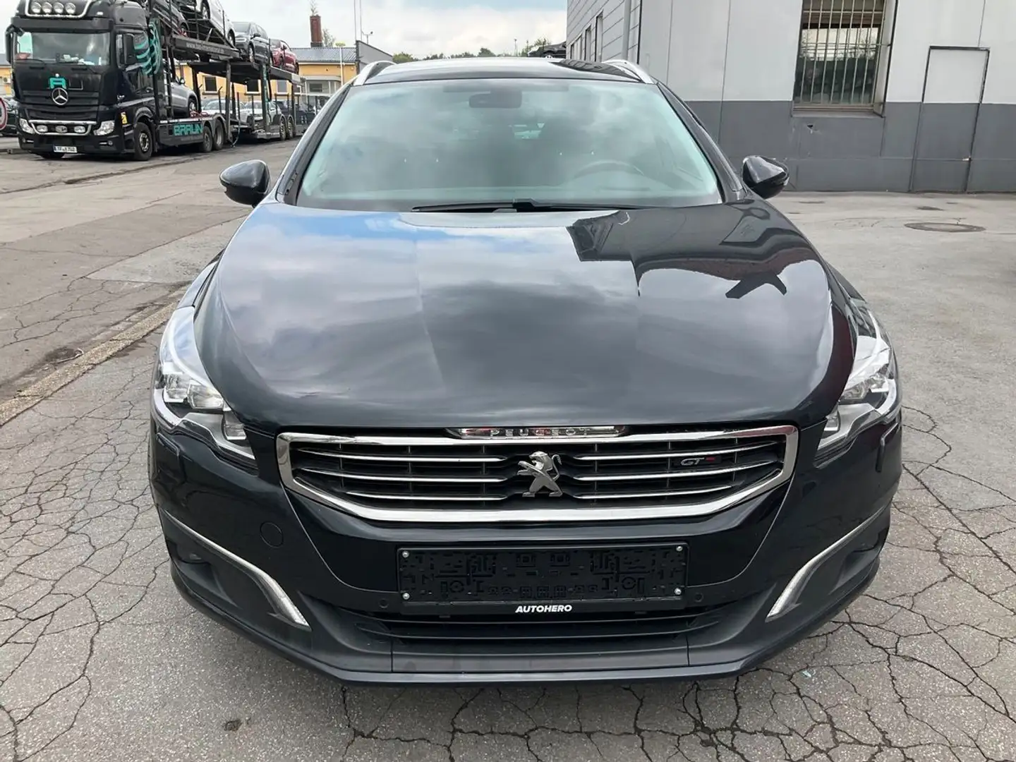 Peugeot 508 SW 2.0 HDi GT +BI-XENON+PANO+HUD+AHK+NAV+CAM Schwarz - 2