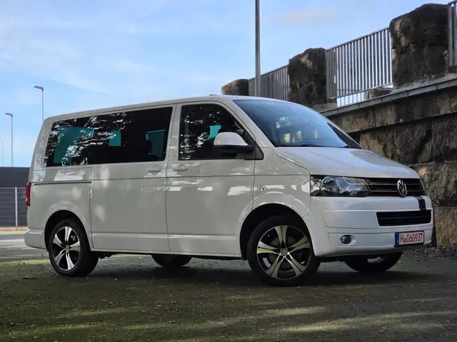 Volkswagen T5 Multivan 2.0 TDI /140PS/Special/AHK/Tisch/2.Hand