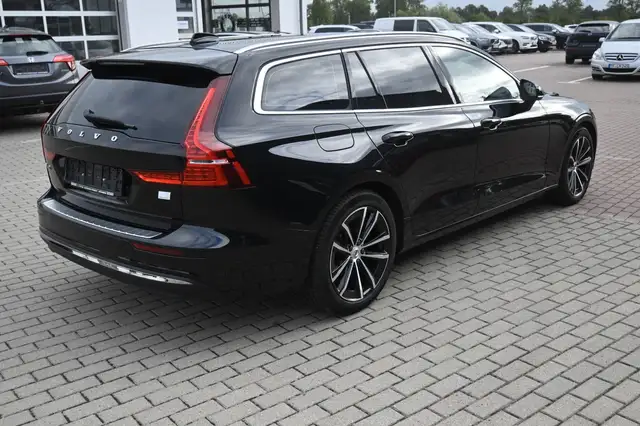 Volvo V60 view 6