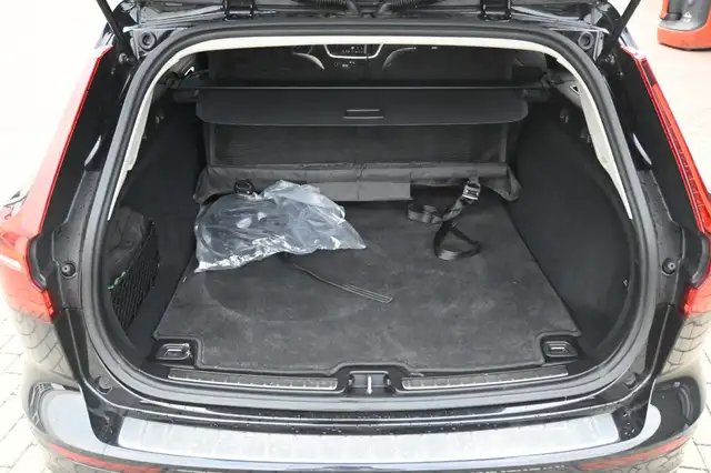 Volvo V60 view 10