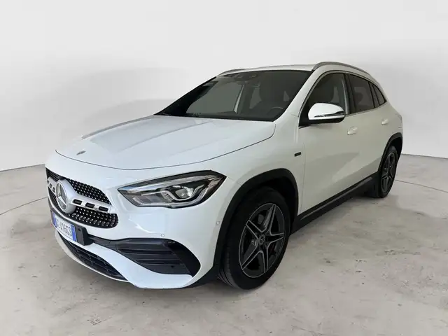 Mercedes-Benz GLA 250 GLA 250 Automatic EQ-POWER Premium