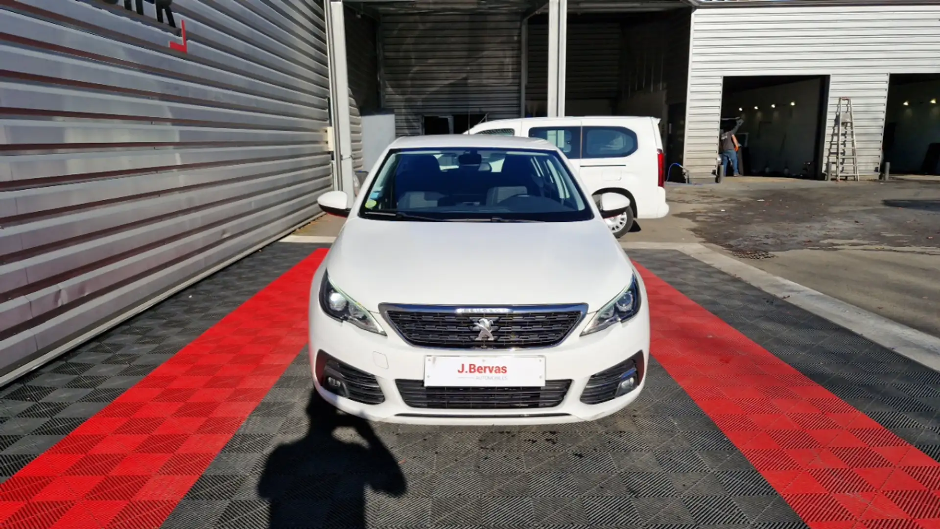 Peugeot 308 AFFAIRE BLUEHDI 130 SS BVM6 PREMIUM PACK Blanc - 2