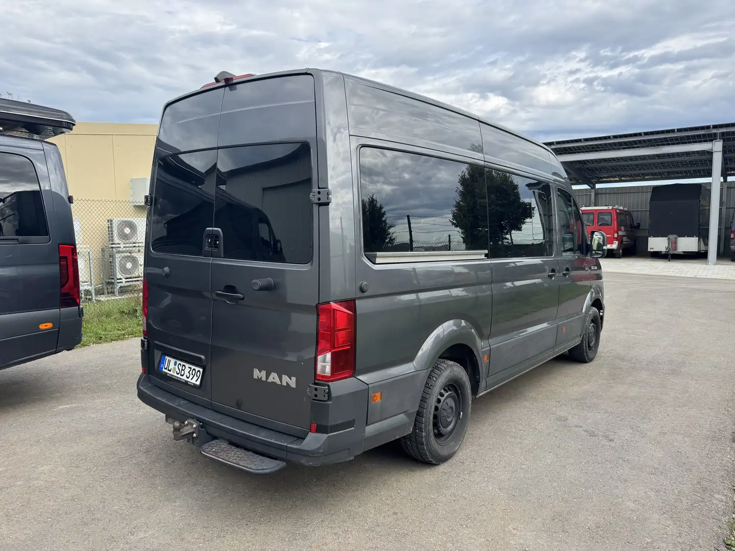 MAN TGE 4x4 Gris - 1