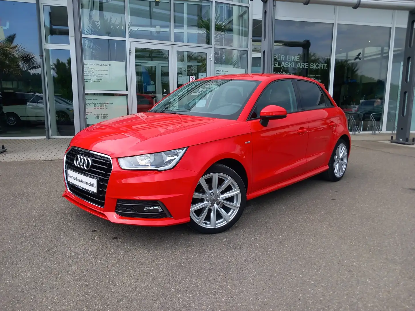 Audi A1 1.0 TFSI ultra Sportback  Klima Rouge - 2