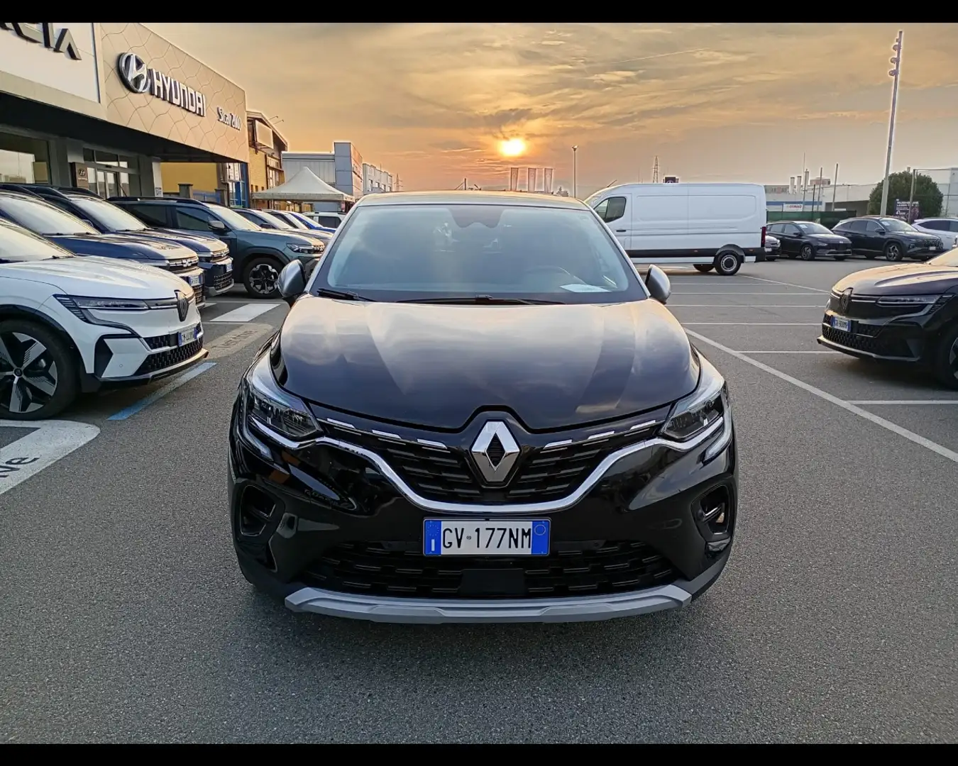 Renault Captur techno TCe 90 Noir - 2