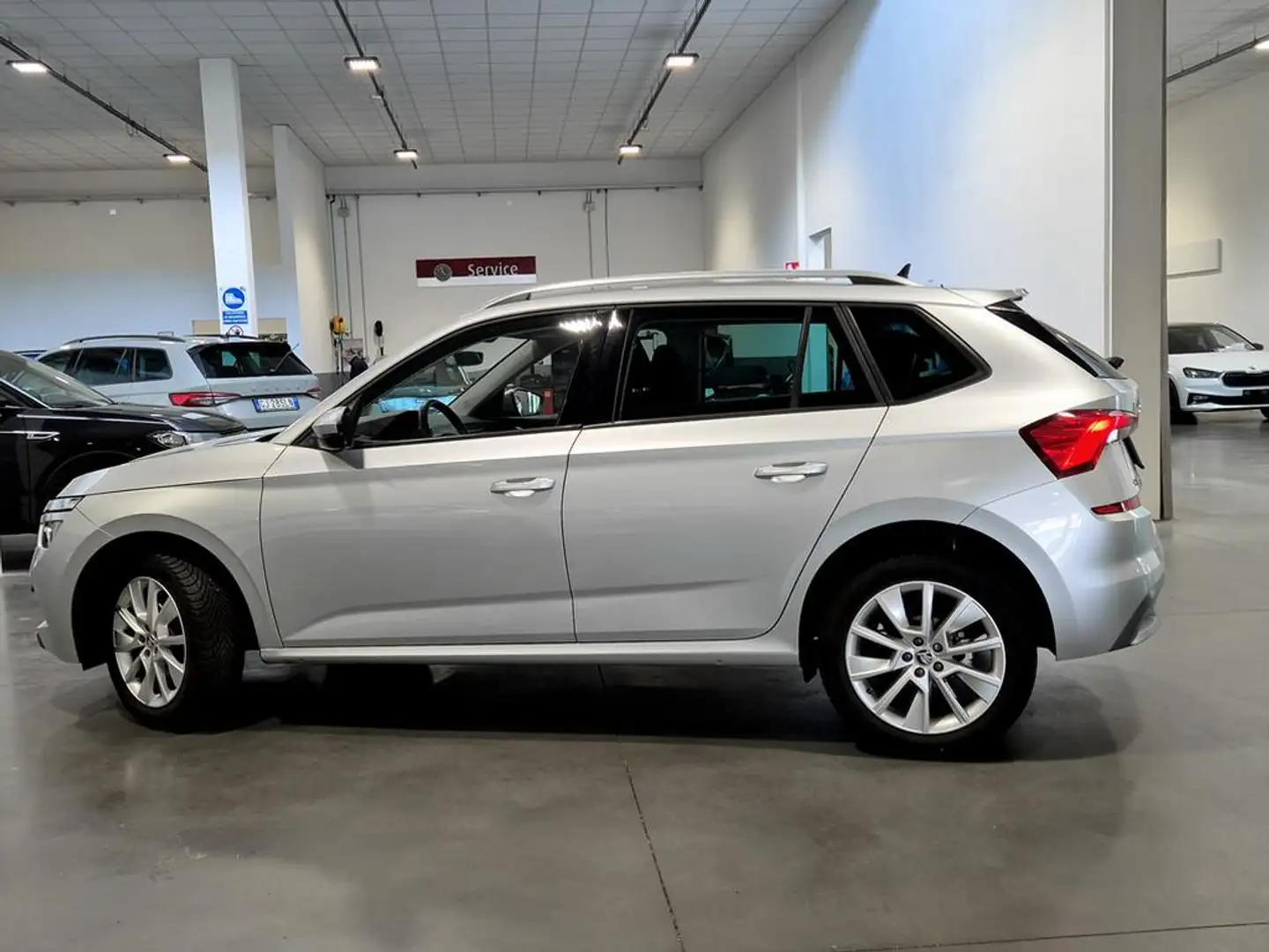 Skoda Kamiq 1.0 tsi Ambition 95cv Argento - 2