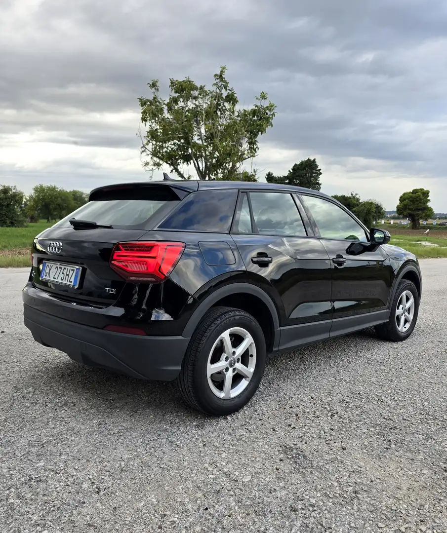 Audi Q2 1.6 tdi Business BELLISSIMA Noir - 2