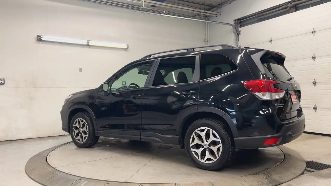 Subaru Forester снимка Subaru Forester