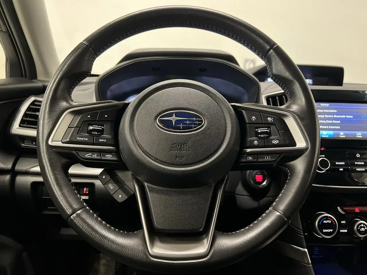 Subaru Forester снимка Subaru Forester