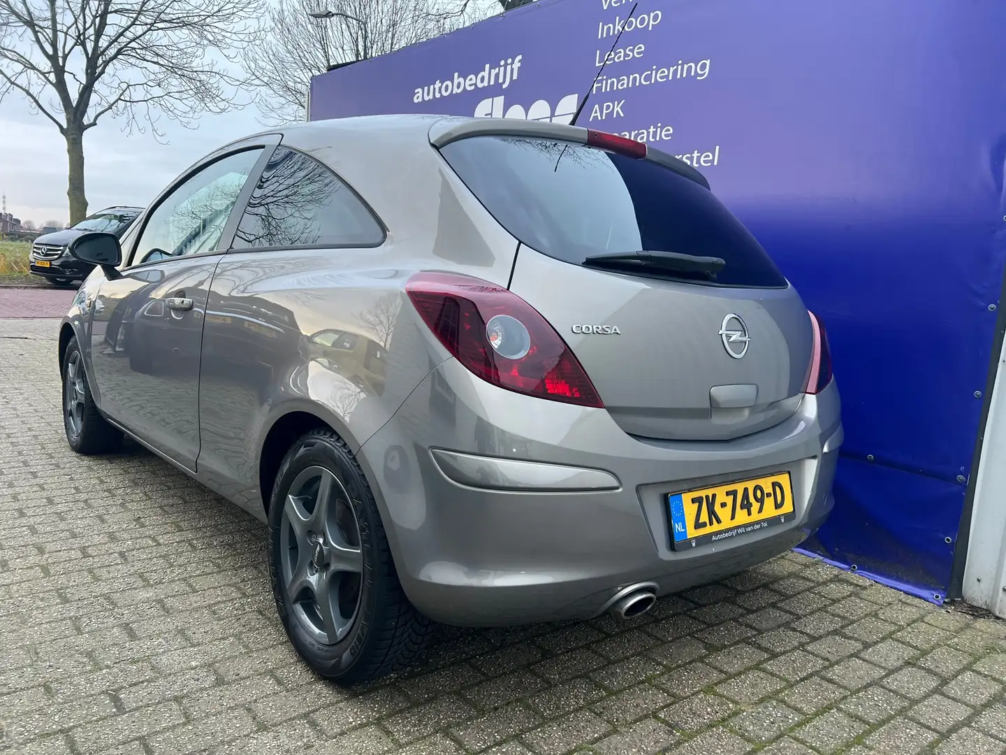 Opel Corsa 1.4-16V Sport*AIRCO* Brun - 2