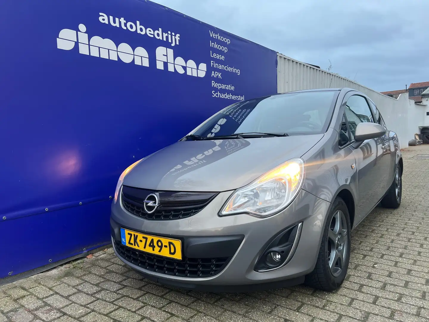 Opel Corsa 1.4-16V Sport*AIRCO* Brun - 1