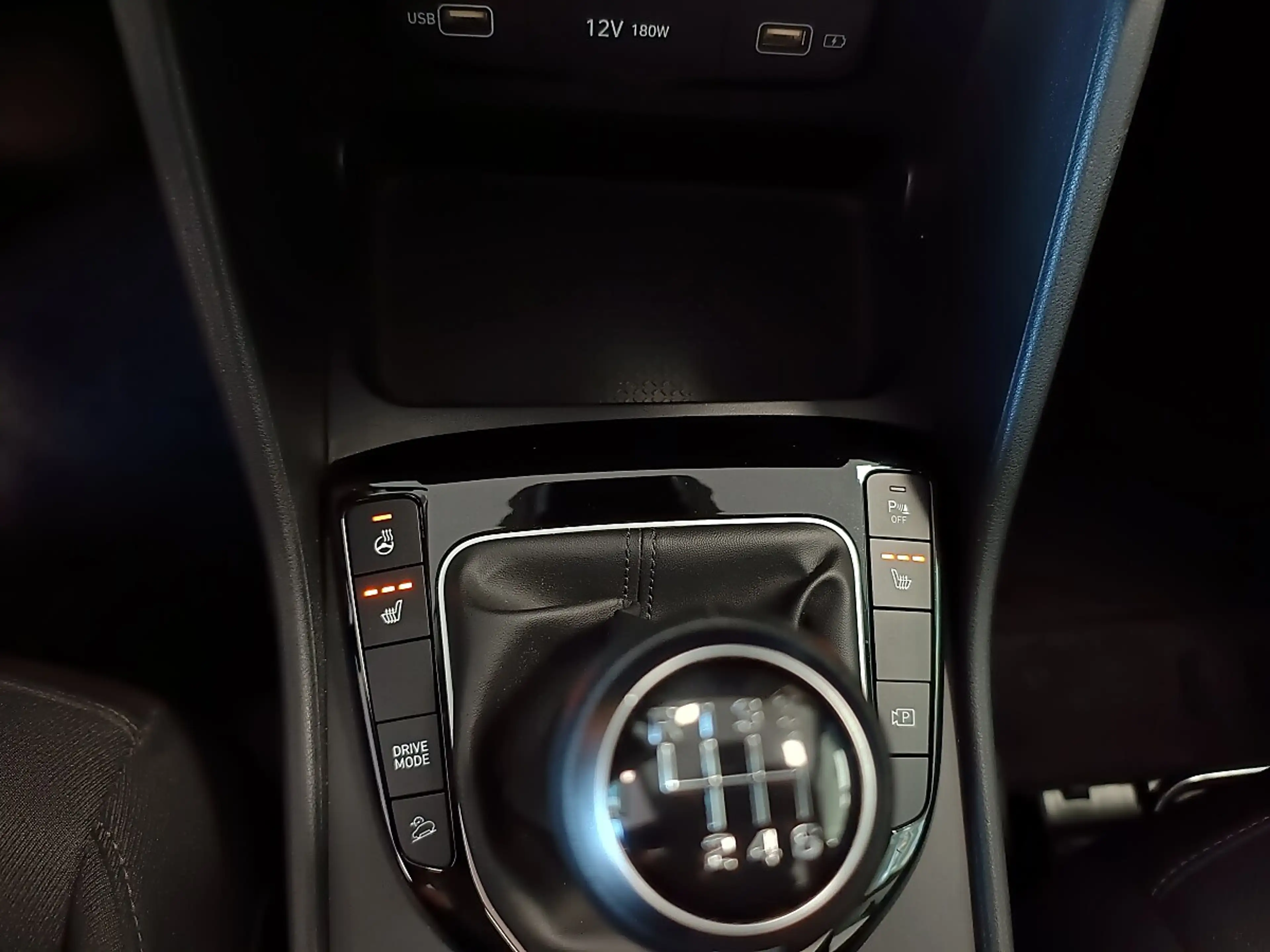 Hyundai TUCSON Tucson 1,6 CRDI 2WD Smart Line *Klima*SHZ*RFK* — photo 14