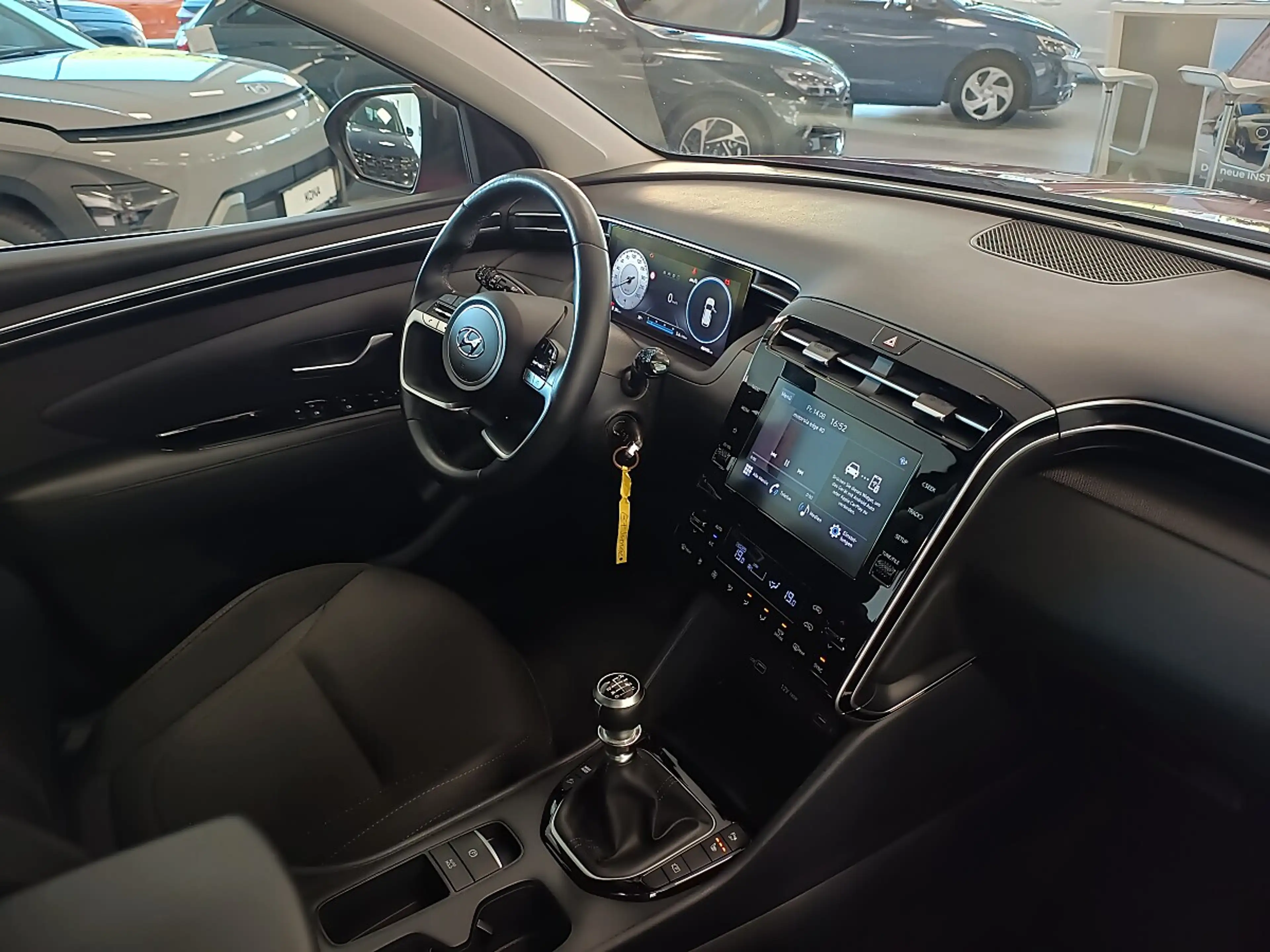 Hyundai TUCSON Tucson 1,6 CRDI 2WD Smart Line *Klima*SHZ*RFK* — photo 10